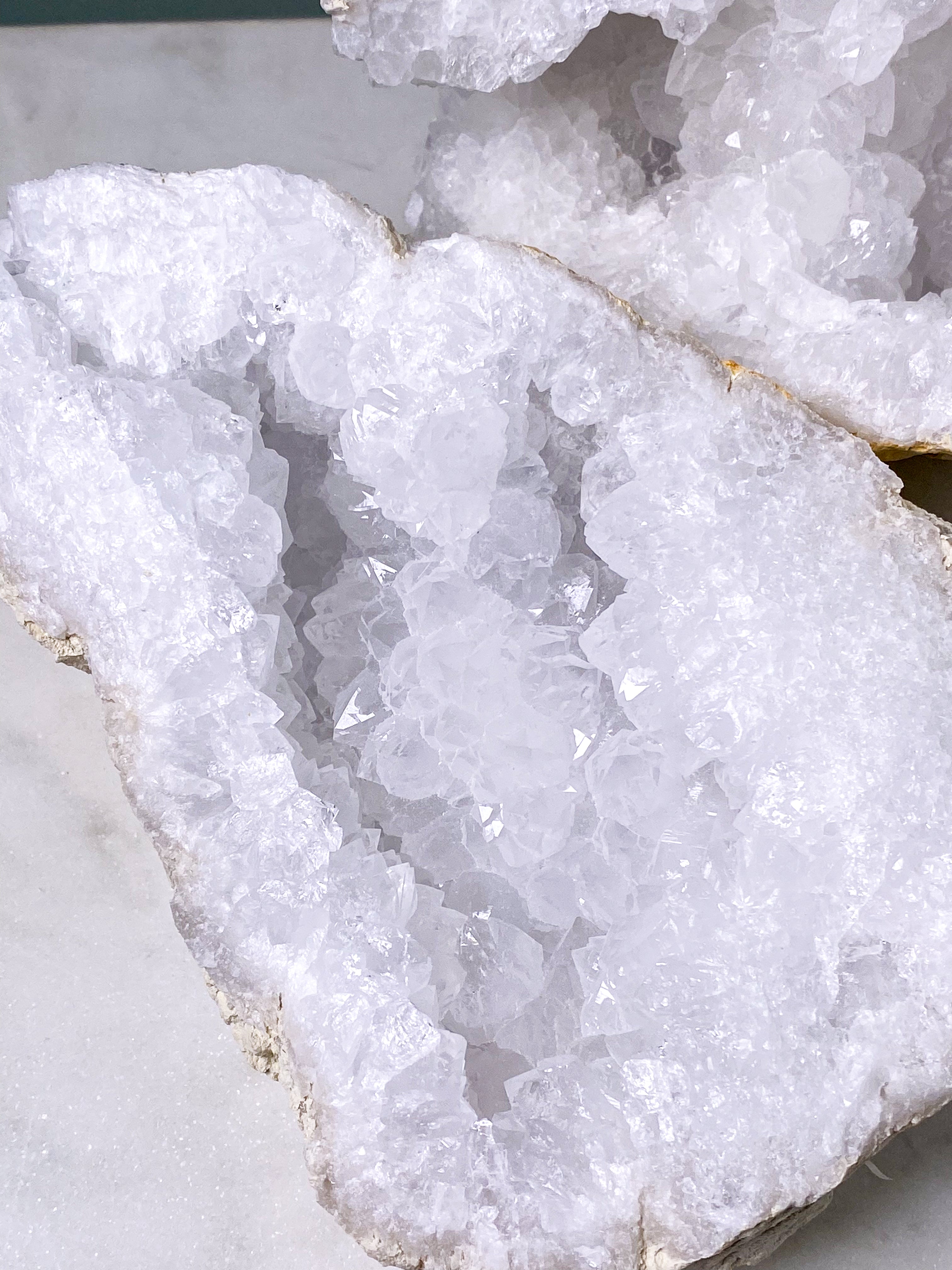 XL bergkristallgeodset (nr 30)