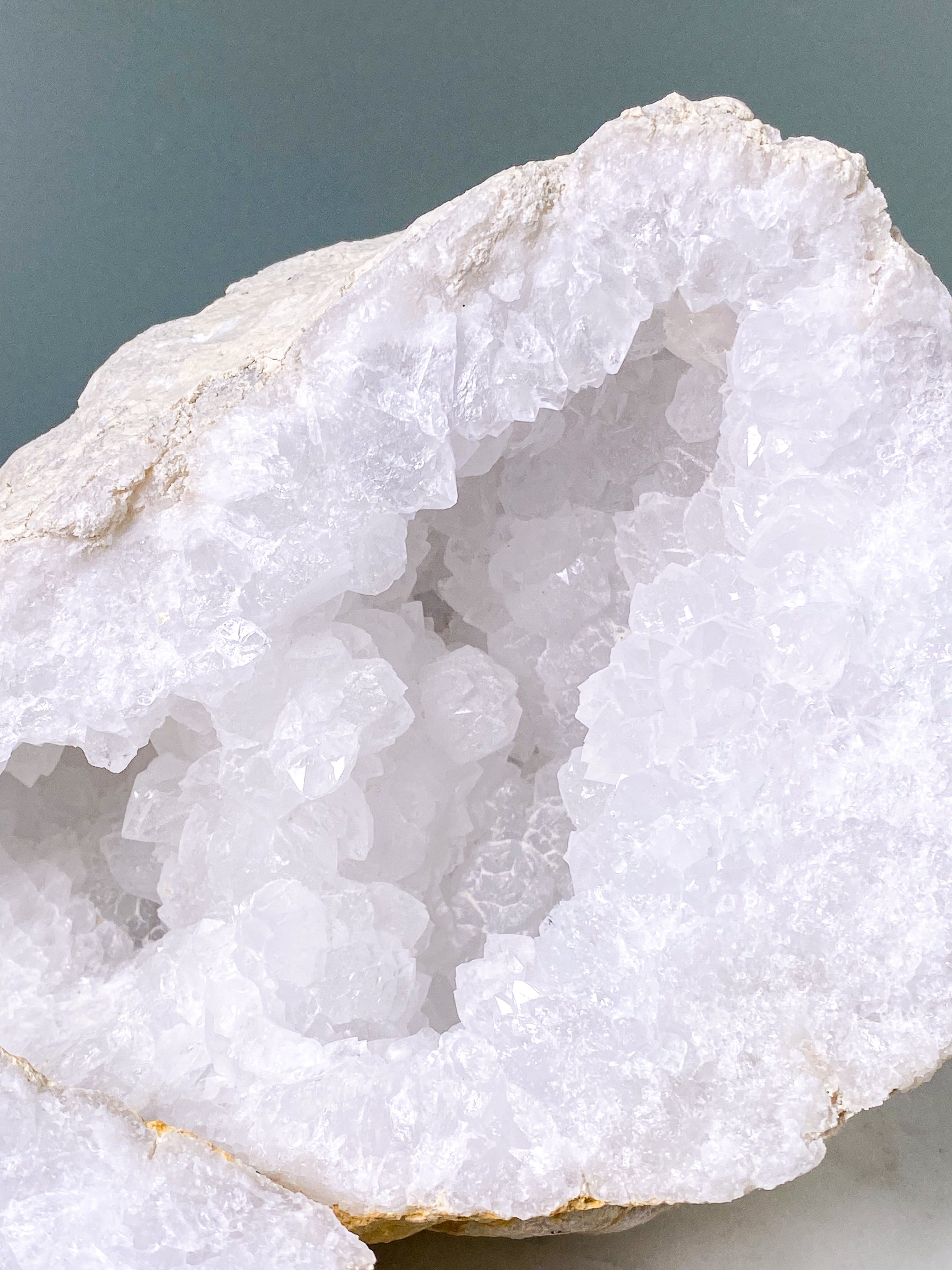 XL bergkristallgeodset (nr 30)