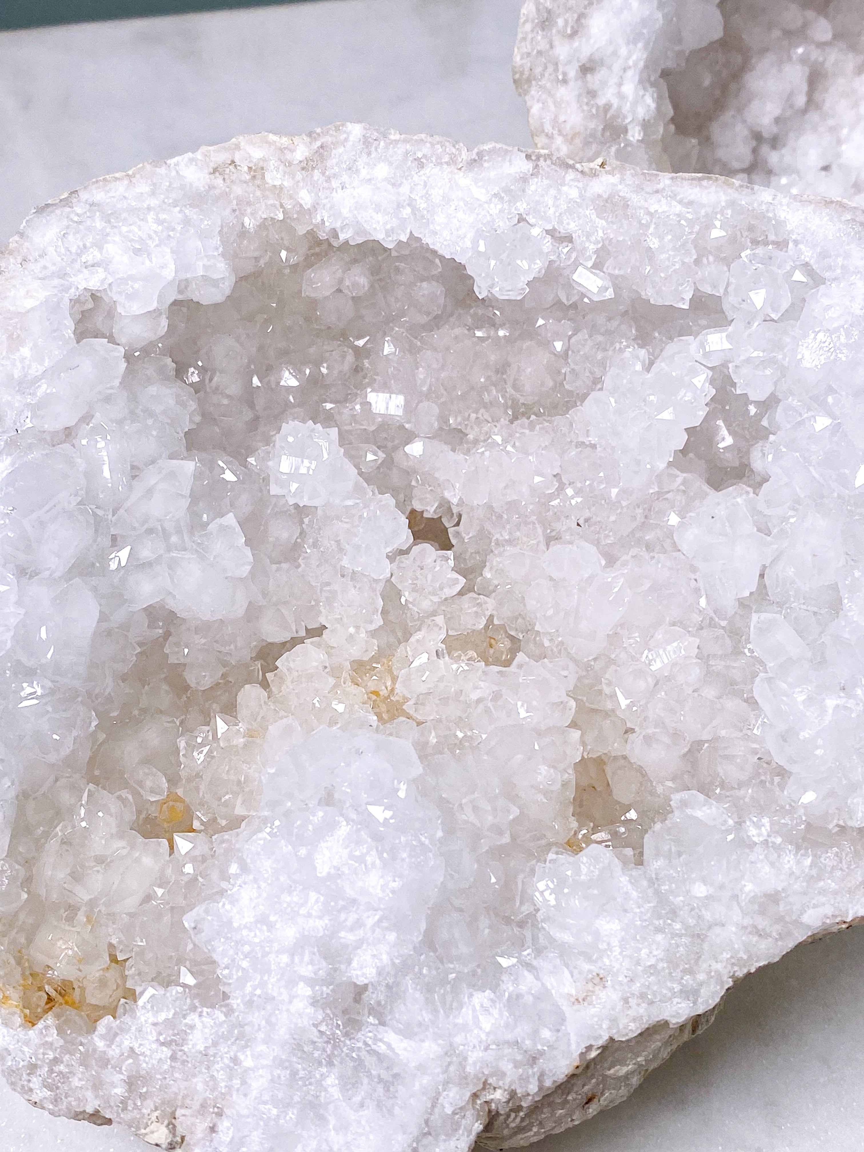 XL bergkristallgeodset (nr 30)