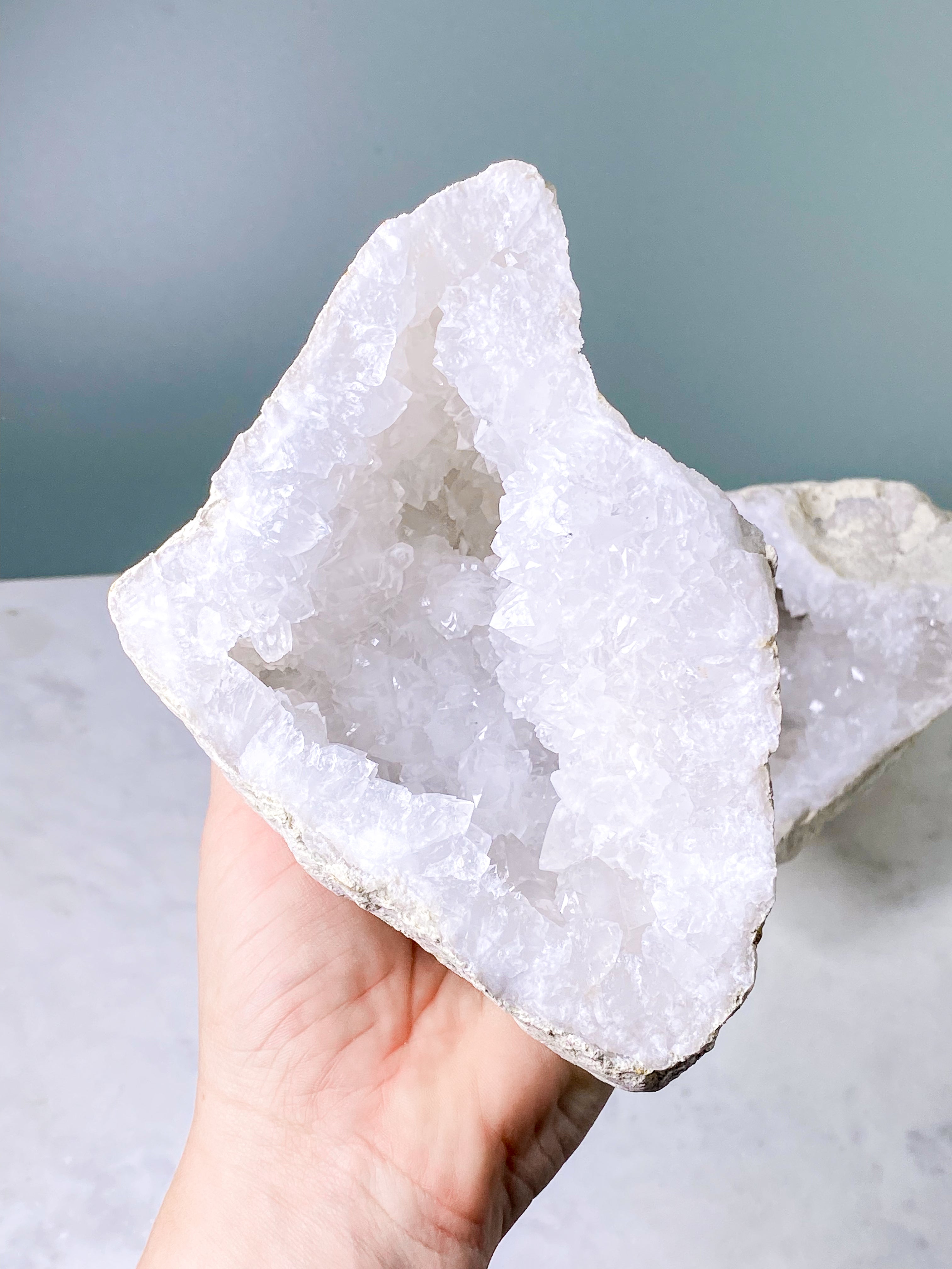 XL bergkristallgeodset (nr 30)