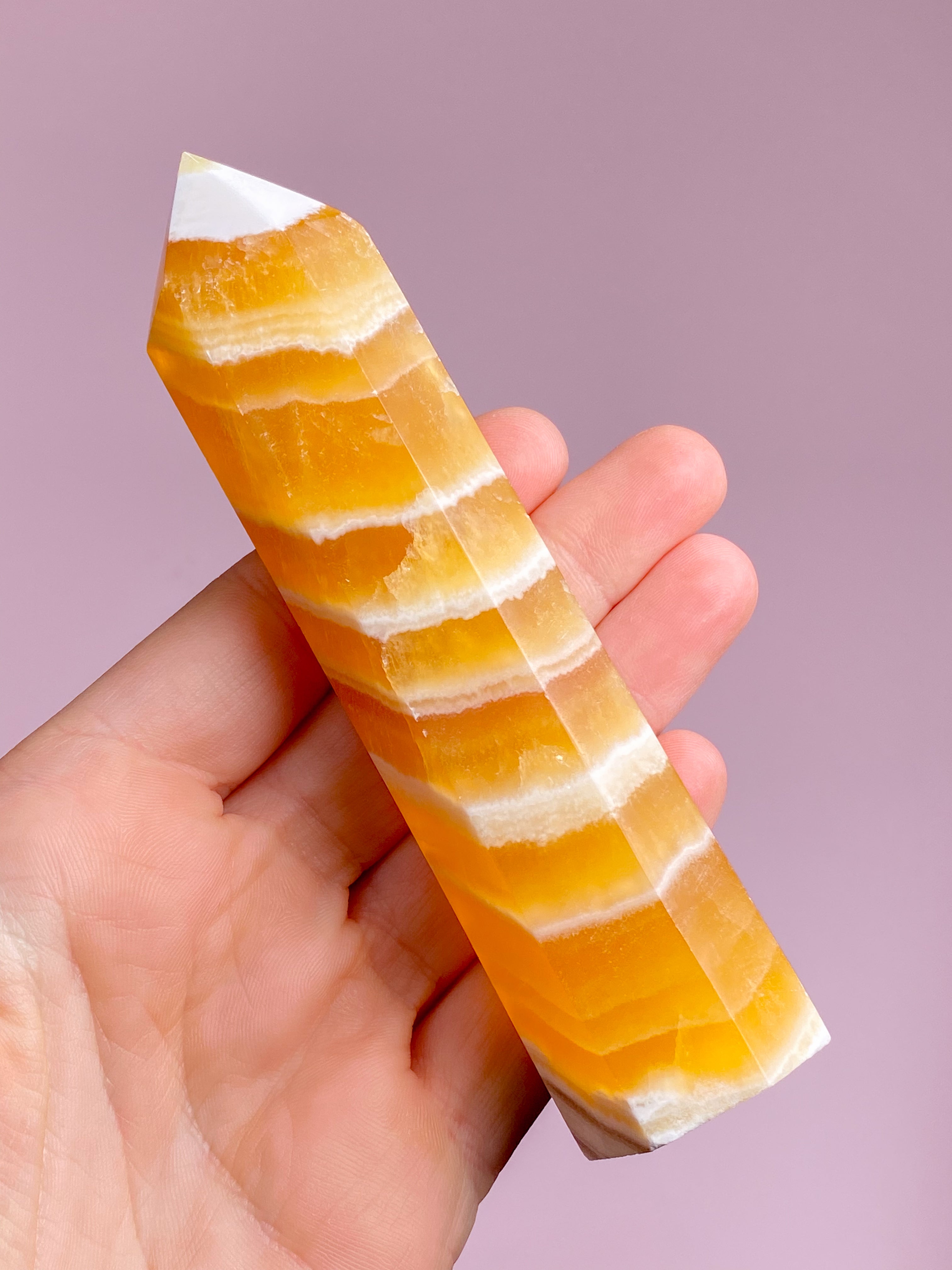 Orange Calcit Tårn Med Bånd (Nr. 8)