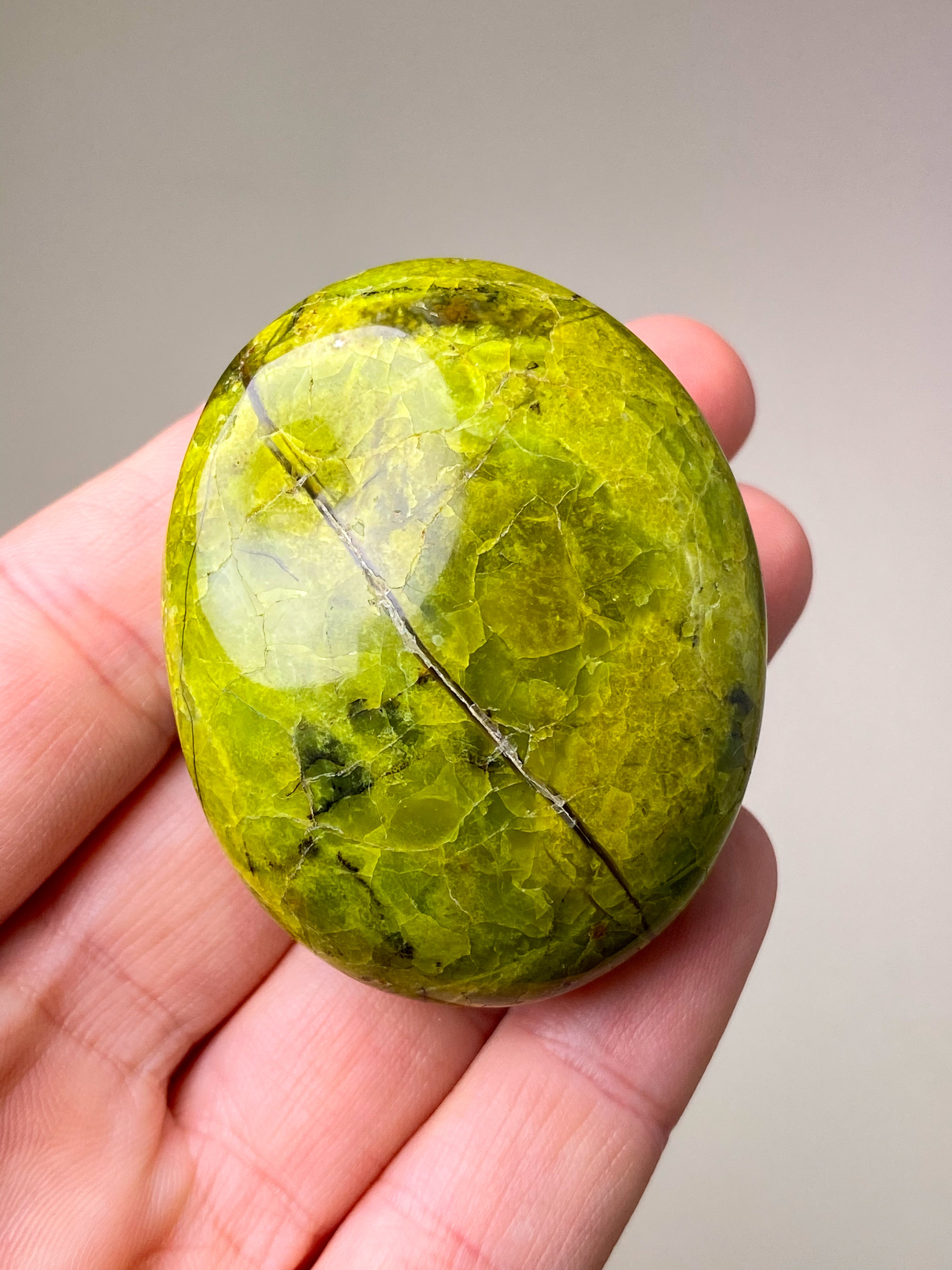 Grön opal polerad