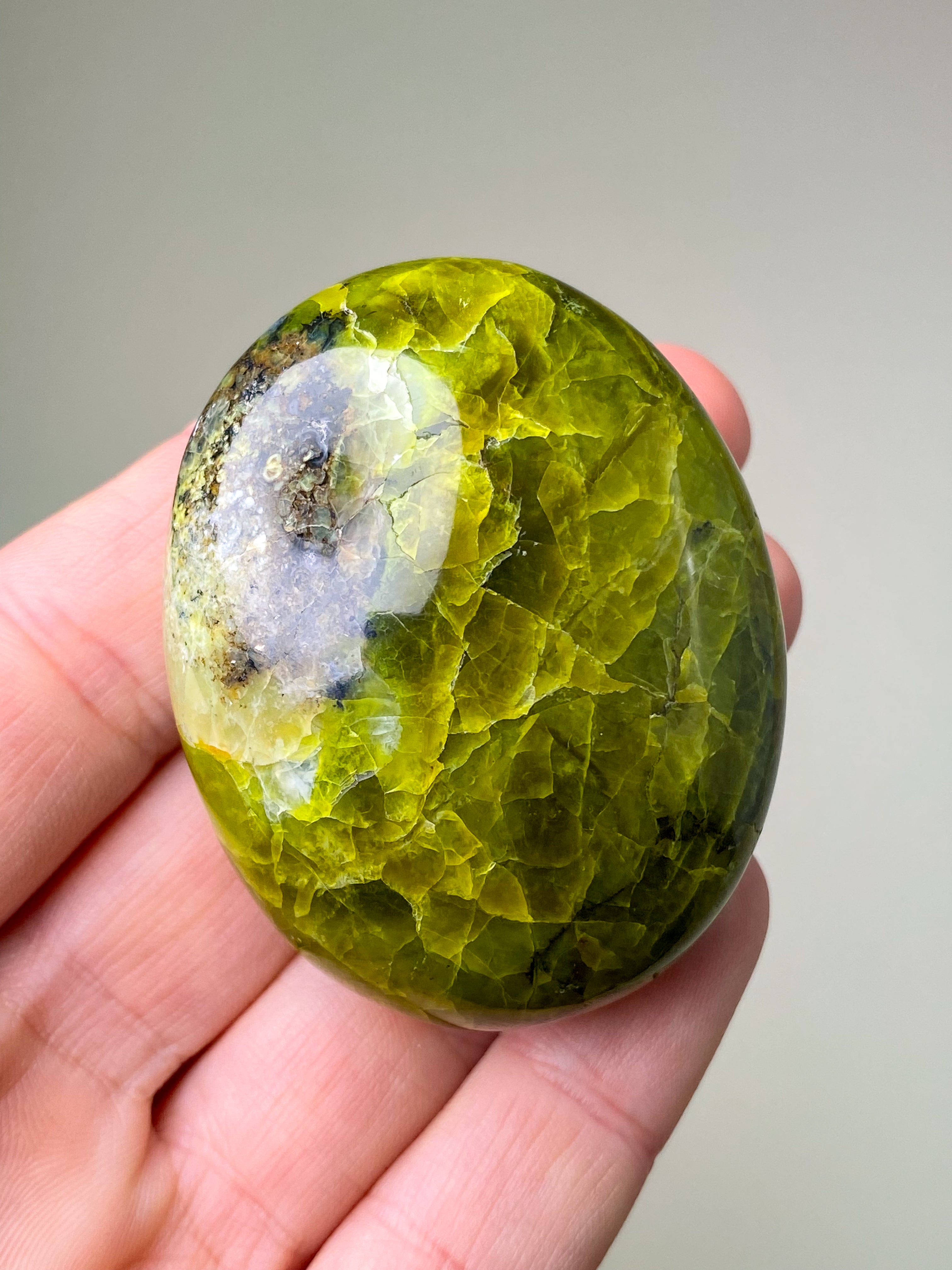 Grön opal polerad