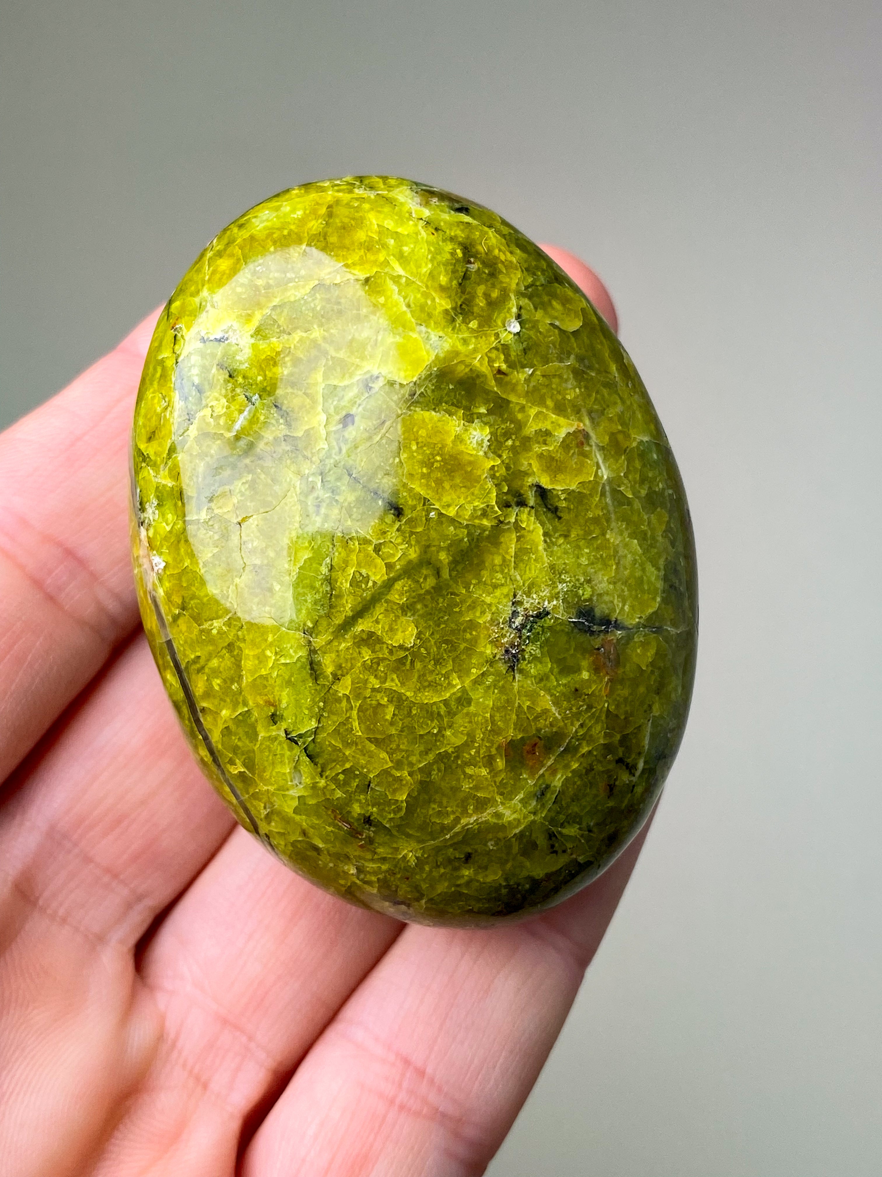 Grön opal polerad