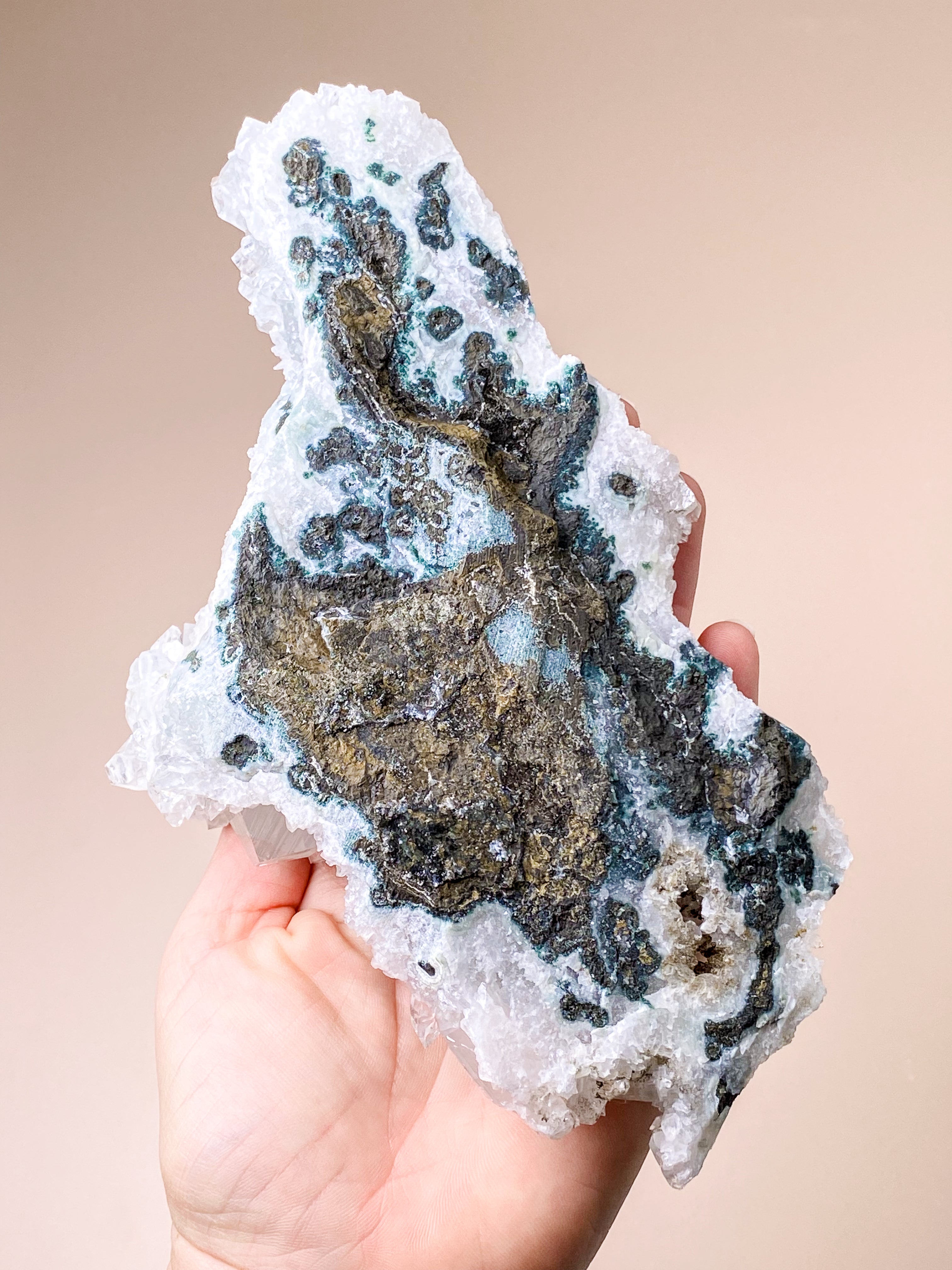 Apofyllitkluster (nr 81)