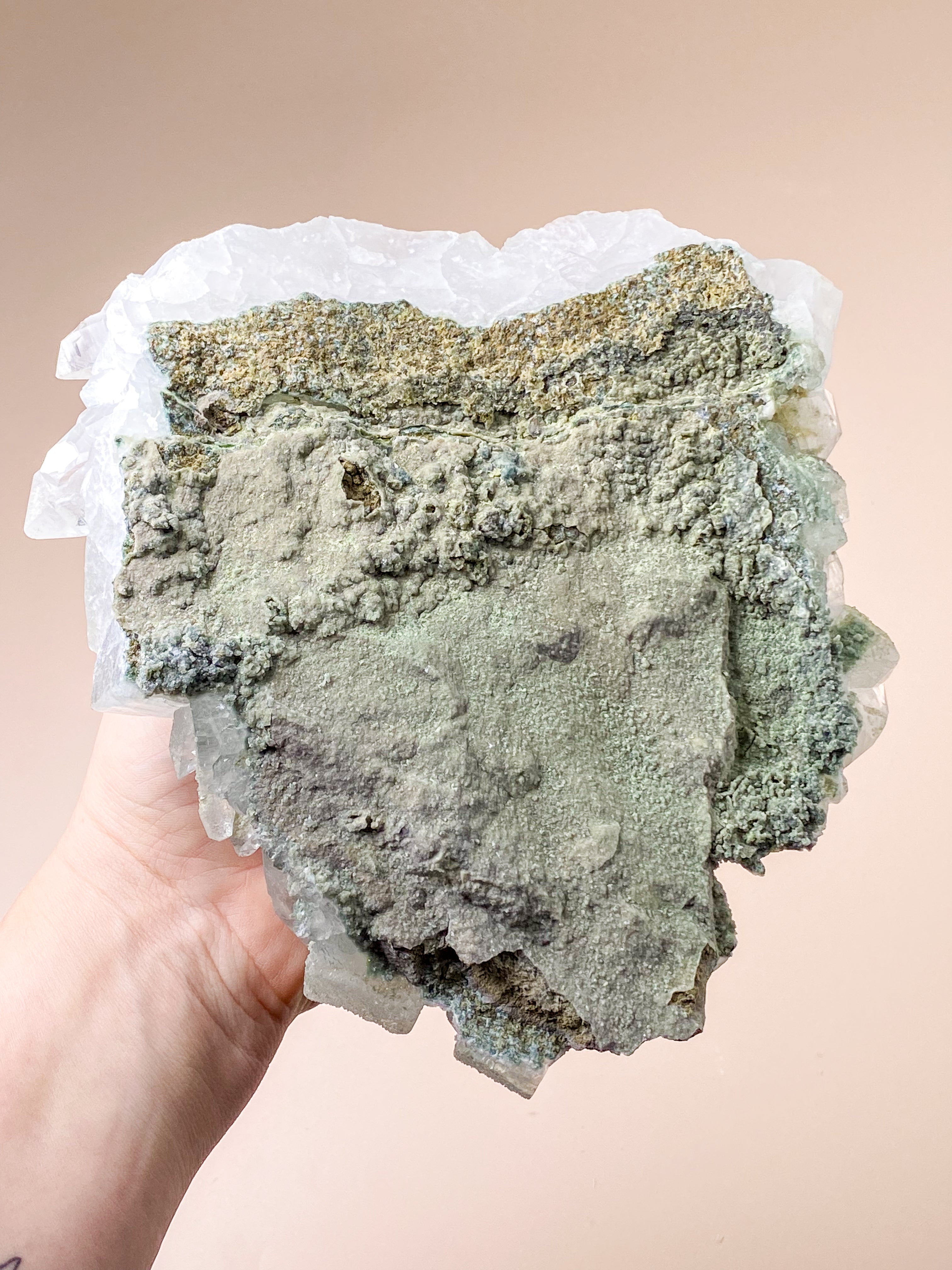 Apofyllitkluster (nr 81)