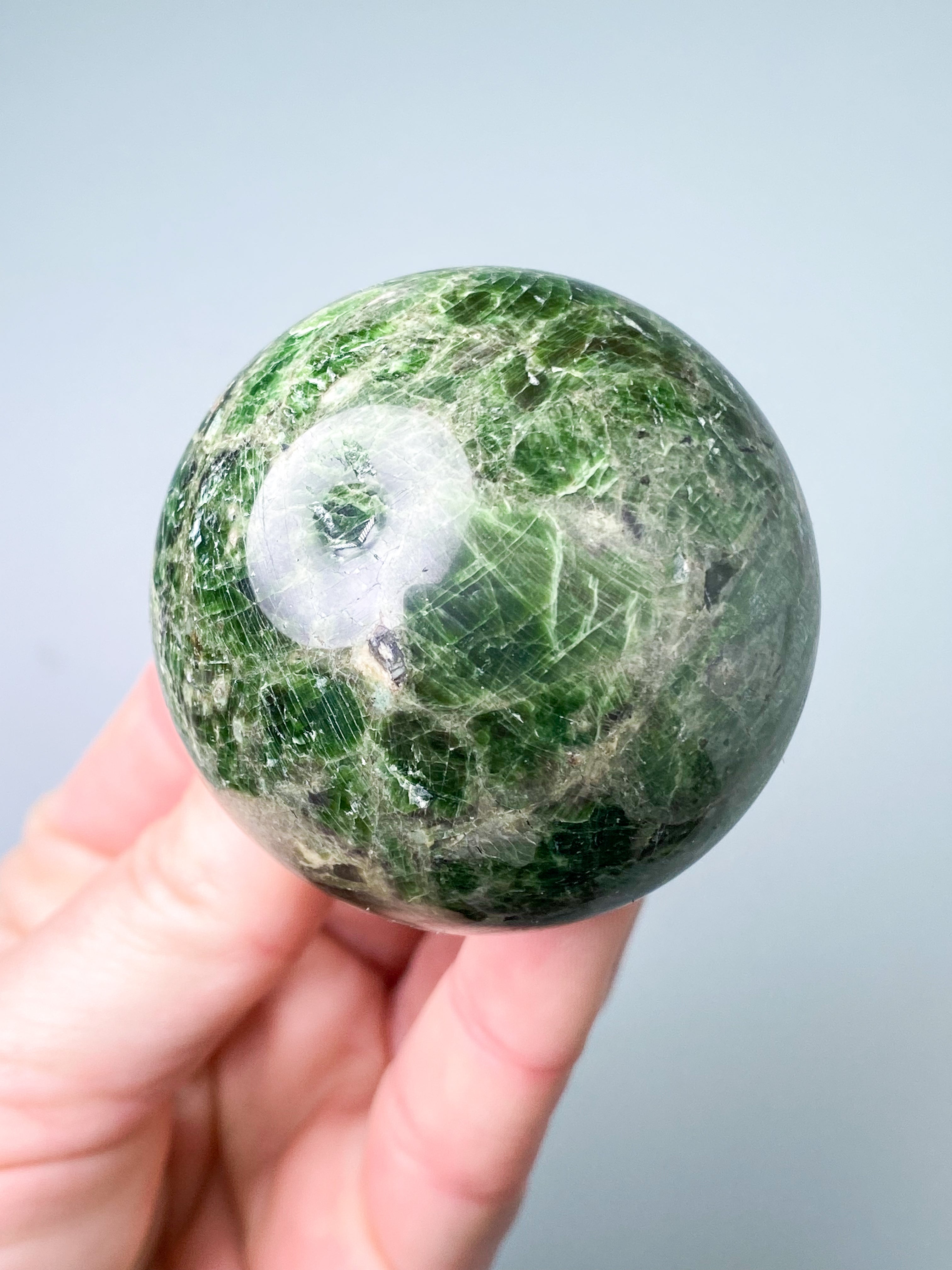 Kromdiopsidesfär (nr 1)