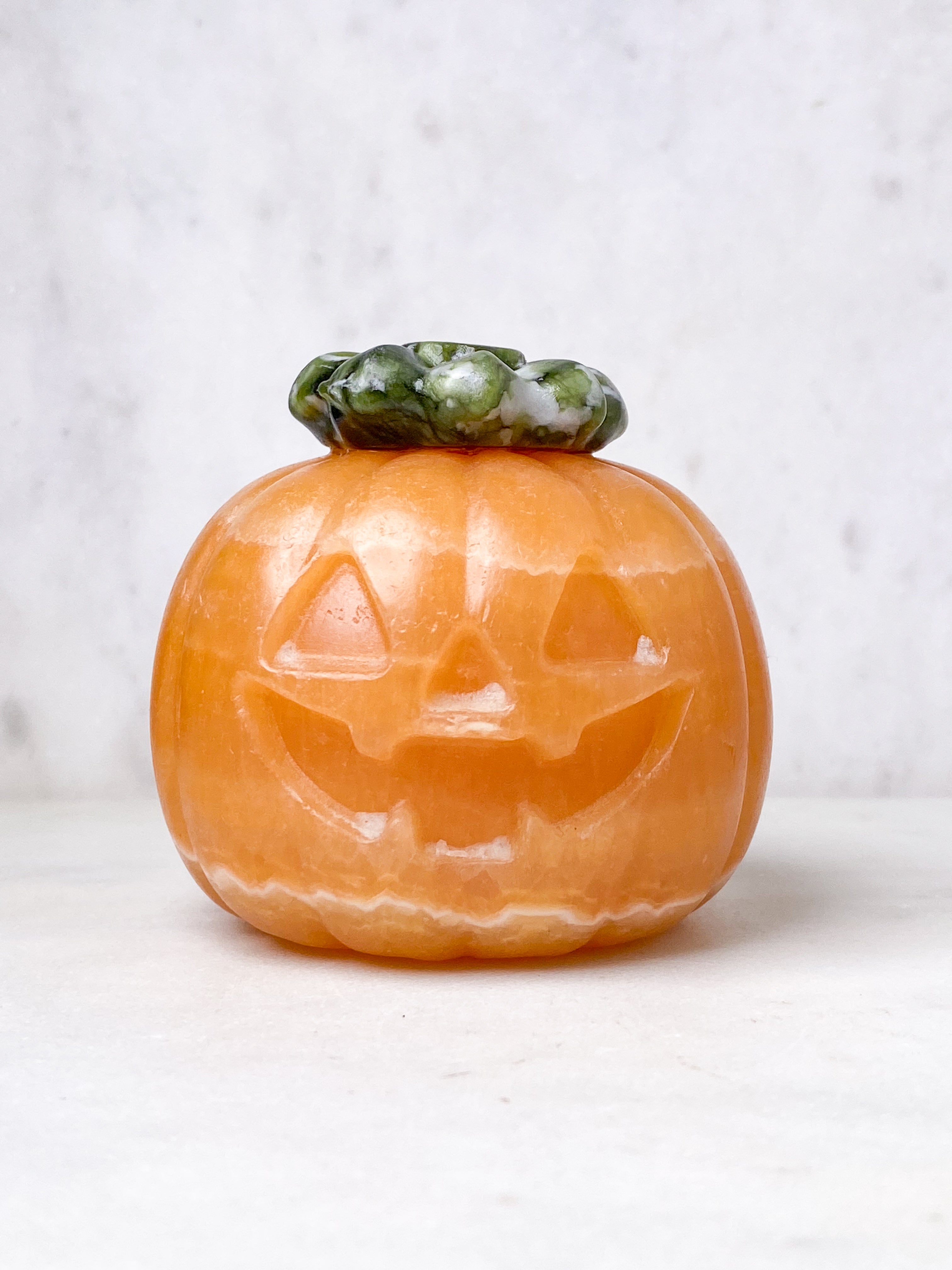 Orange Calcit GrĂŚskar m. Jade