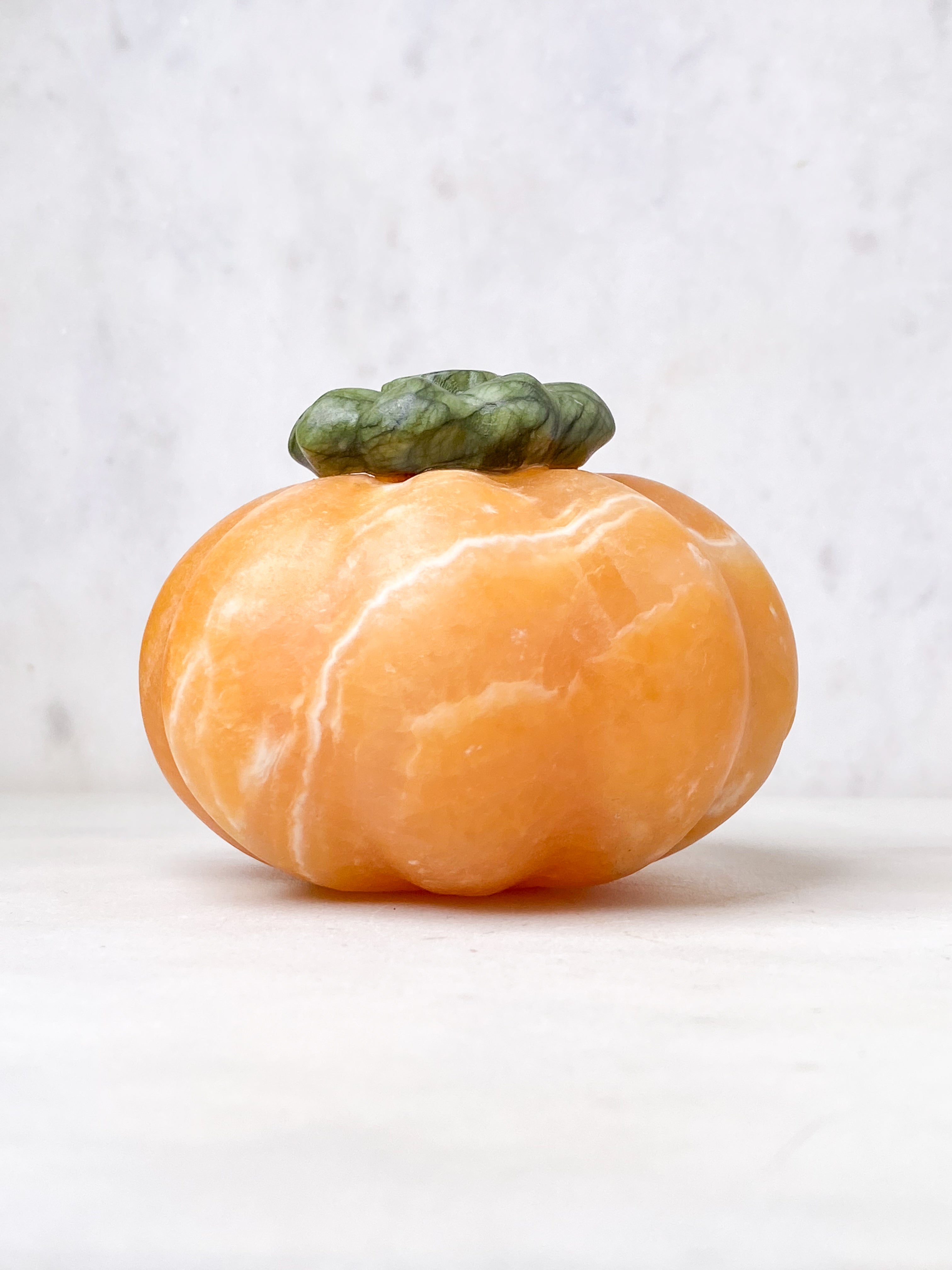 Orange Calcit Græskar m. Jade (Nr. 1)