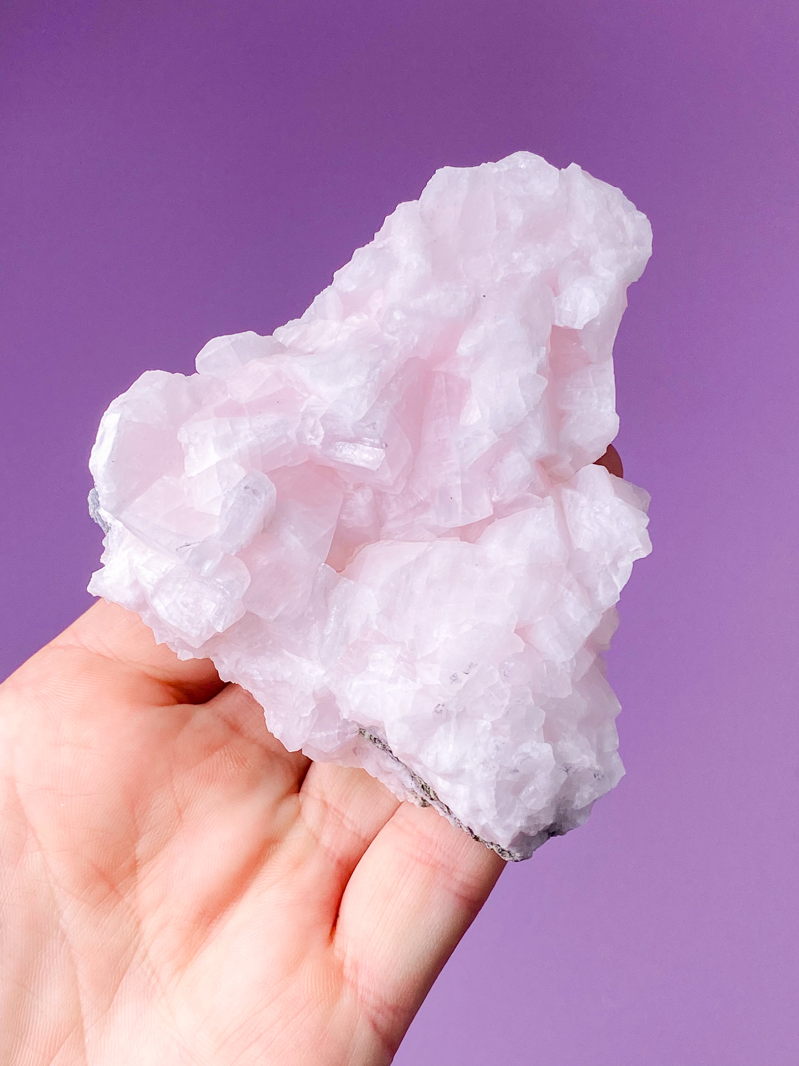 Lepidolite kulor polerade
