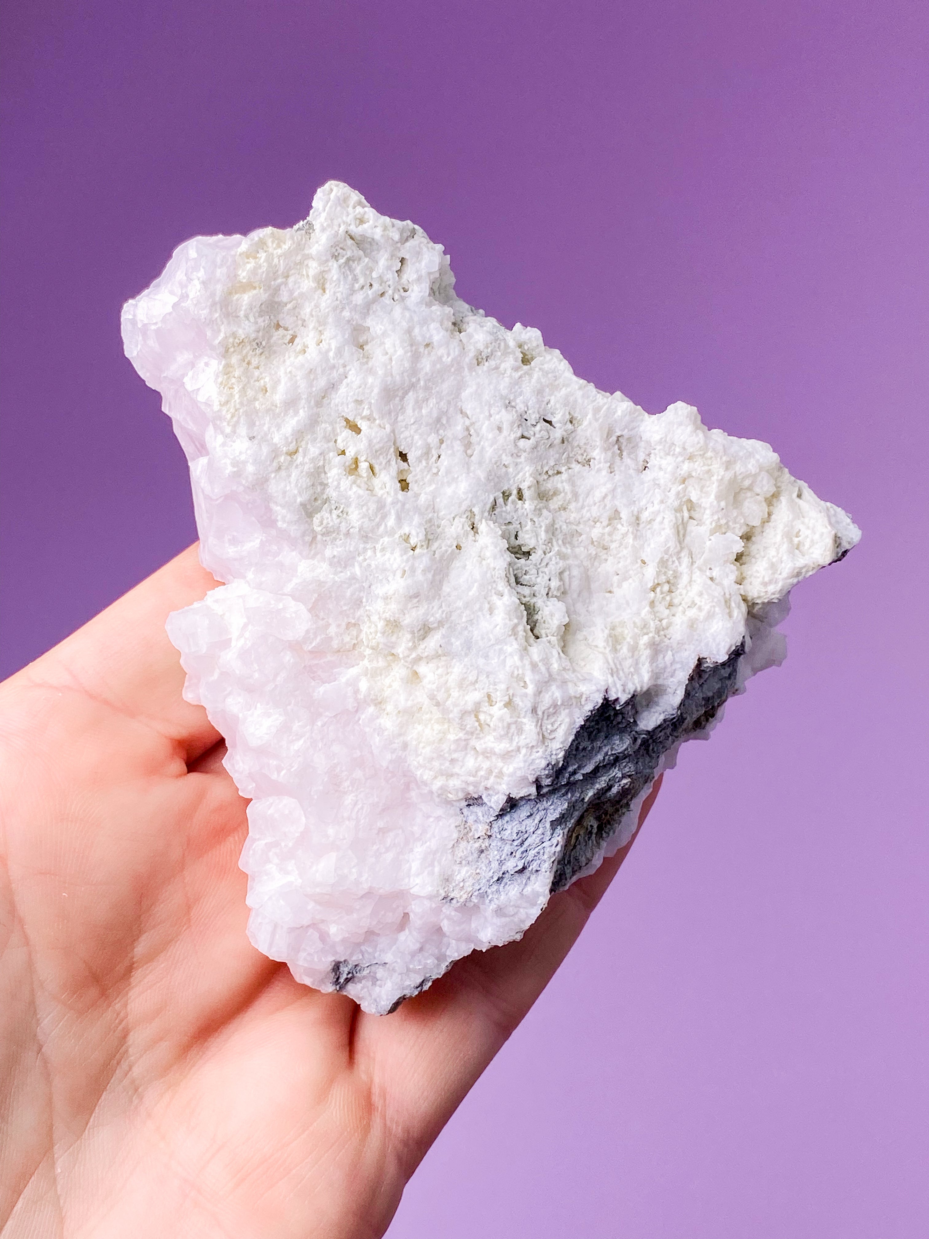 Lepidolite kulor polerade