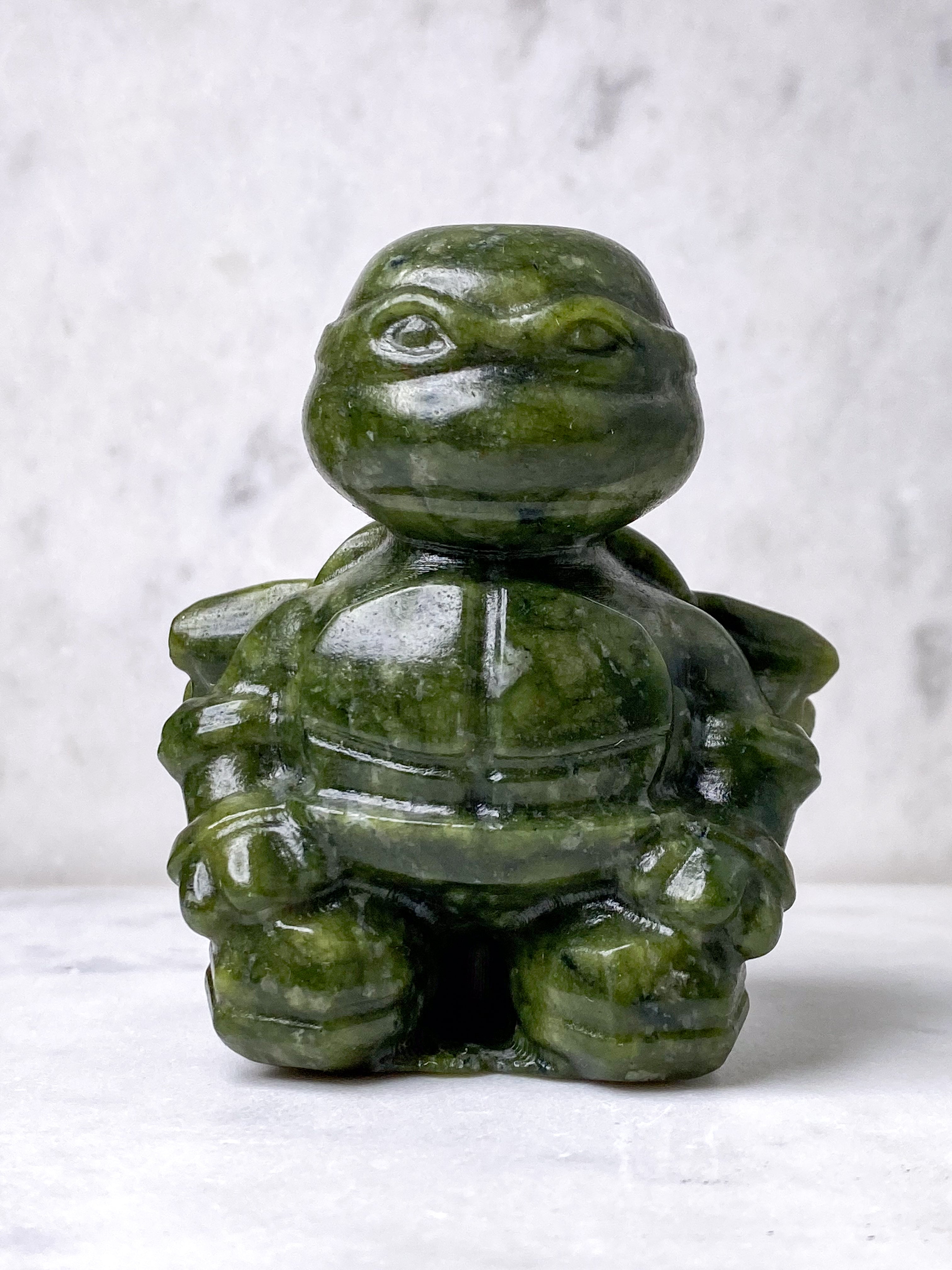 Serpentinsk spöke med pyrit