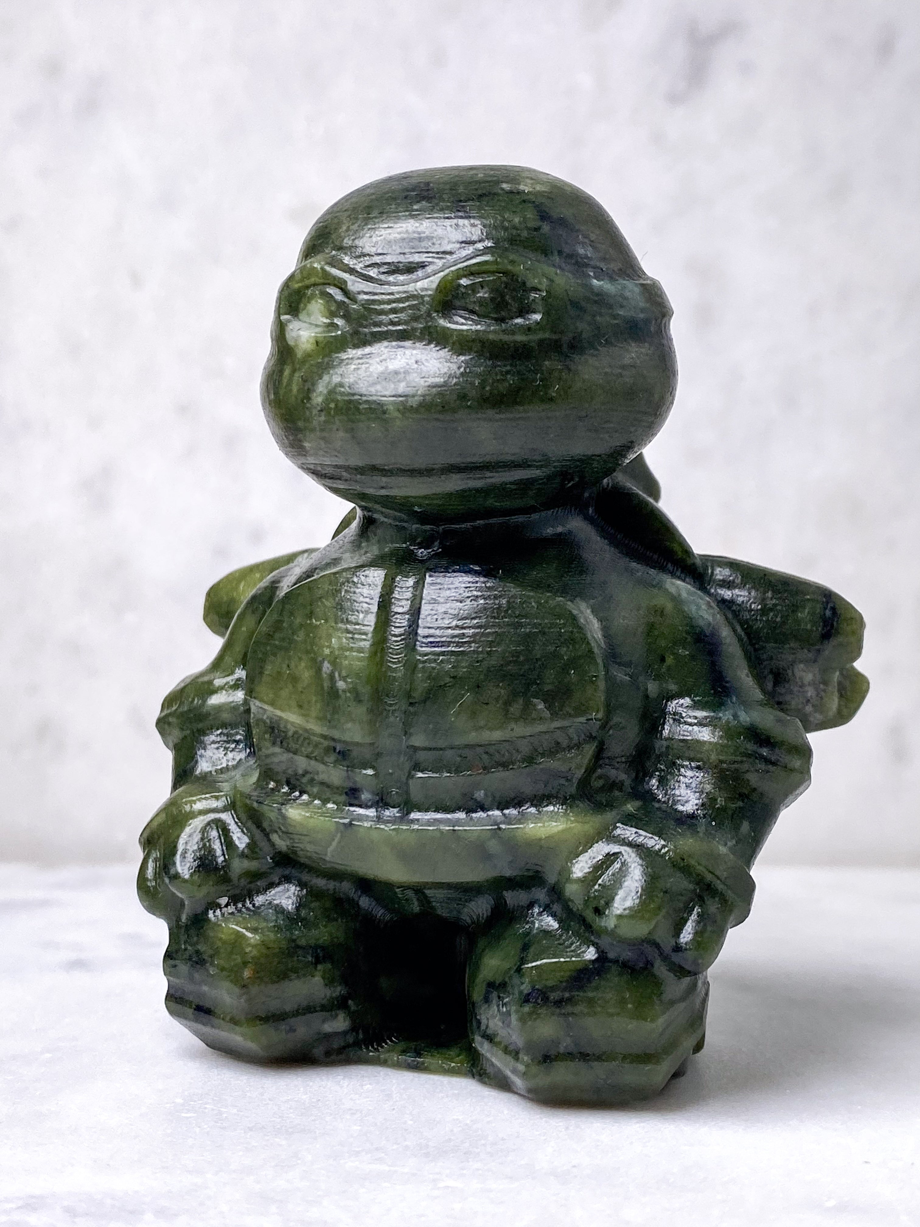 Serpentinsk spöke med pyrit