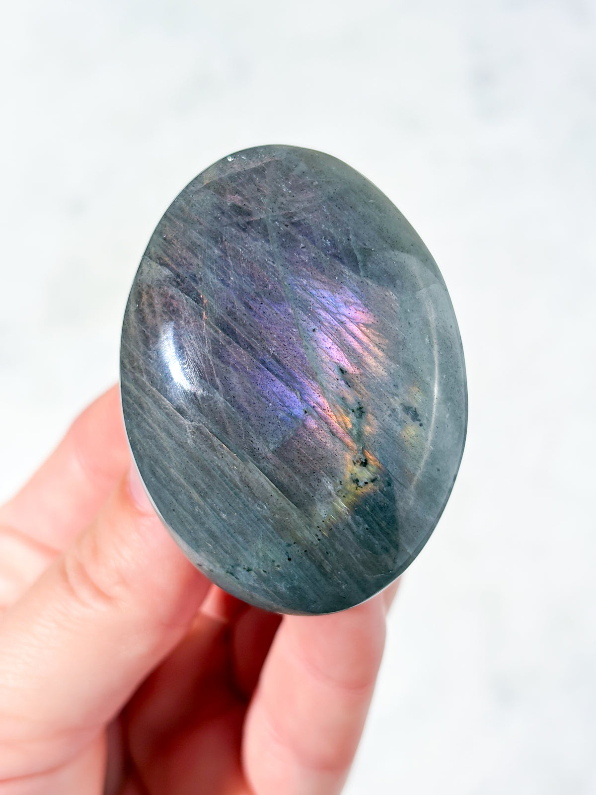Lilla Labradorit Palmstone (Nr. 30)