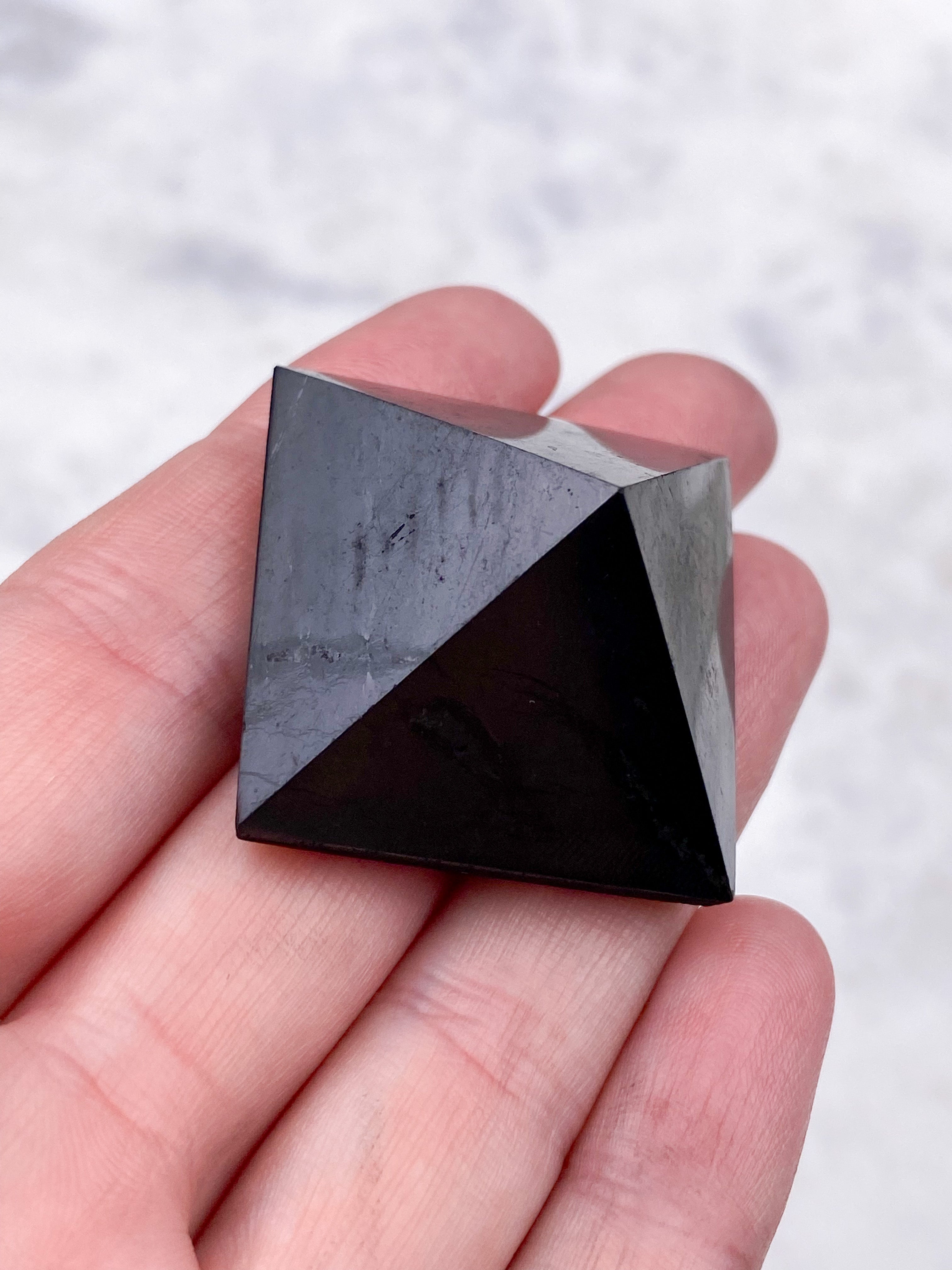 Shungite Ball (2 cm)