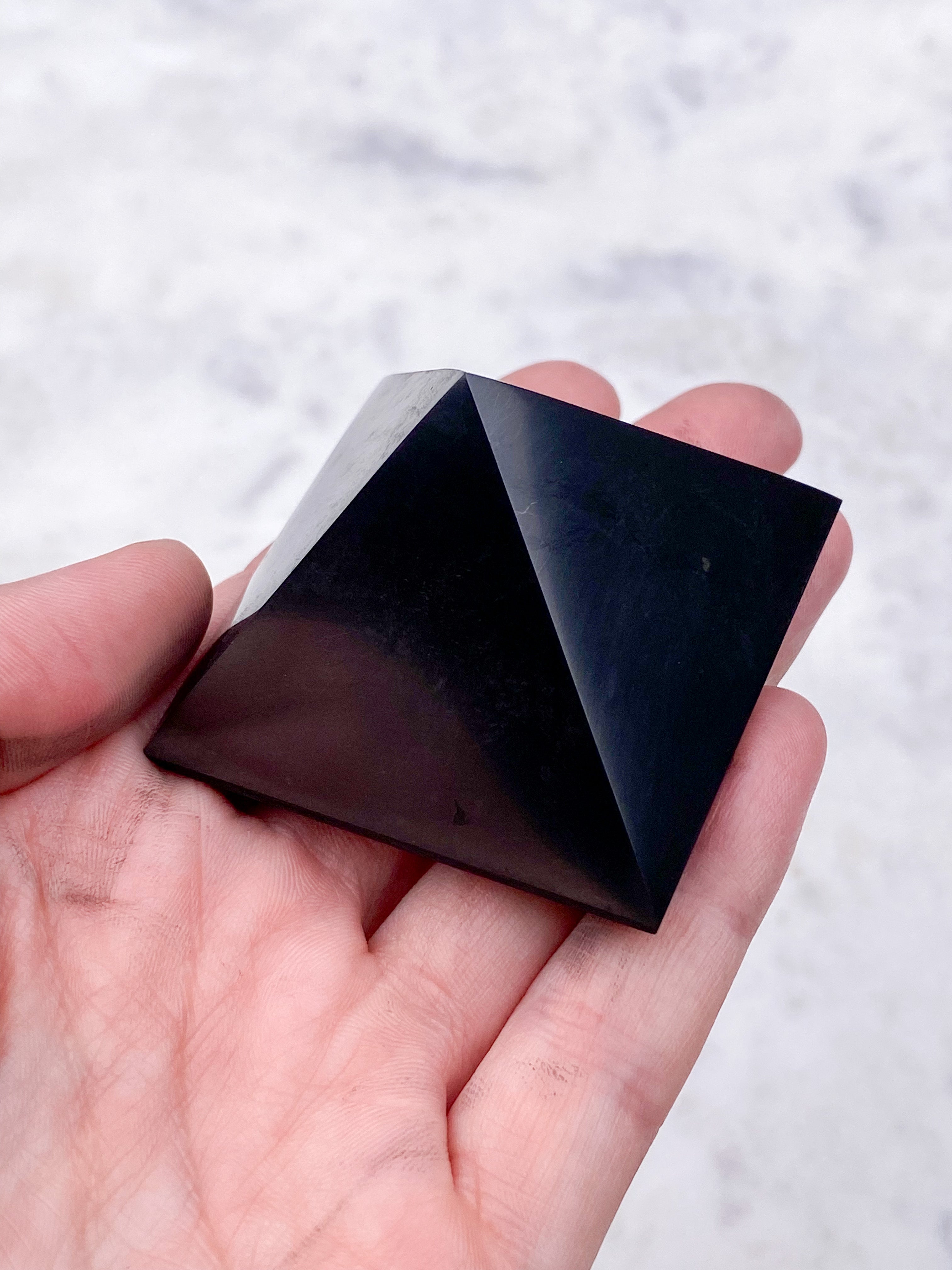Shungite Ball (2 cm)