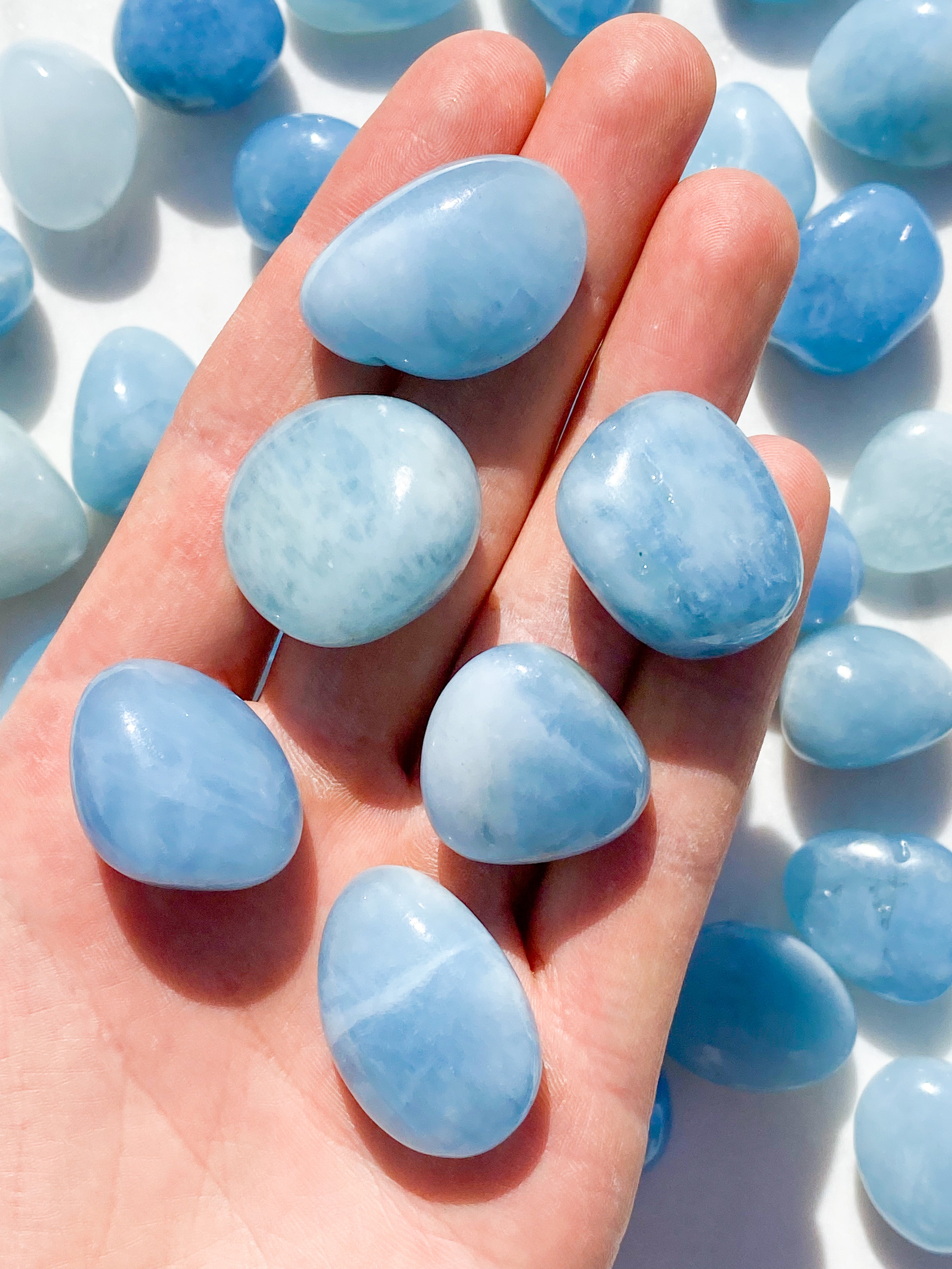 Aquamarine polerad (extra kvalitet)