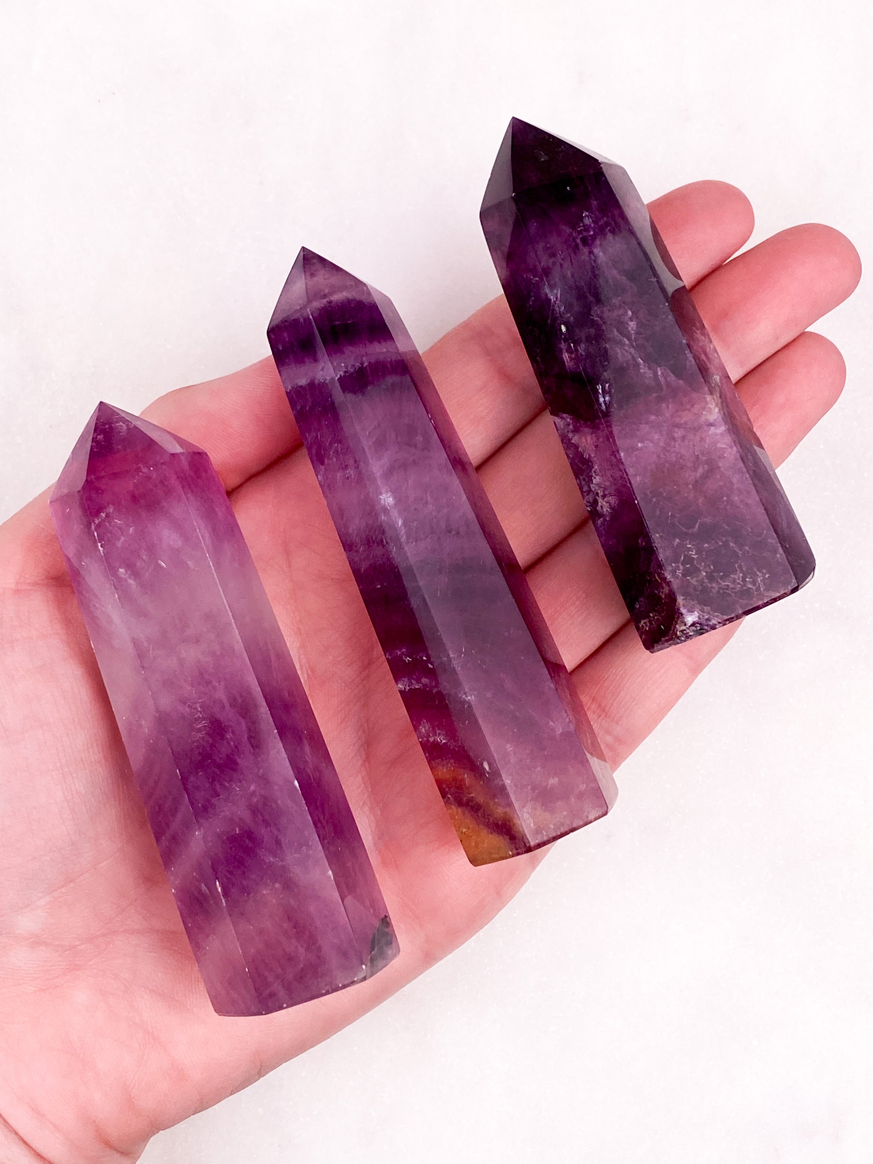 Vin röd fluorit torn - sällsynt