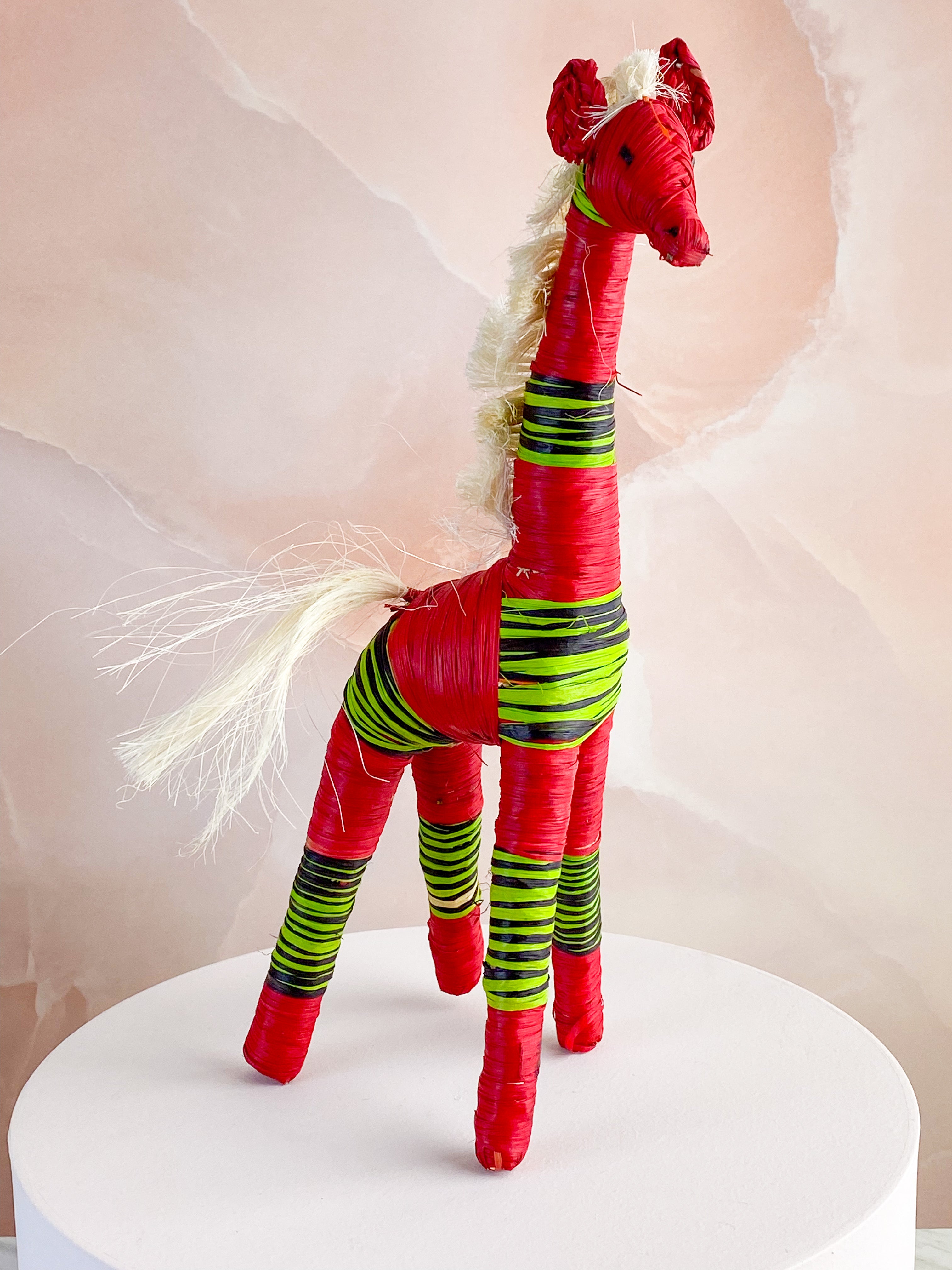 Hand -tråkig giraff från Madagaskar