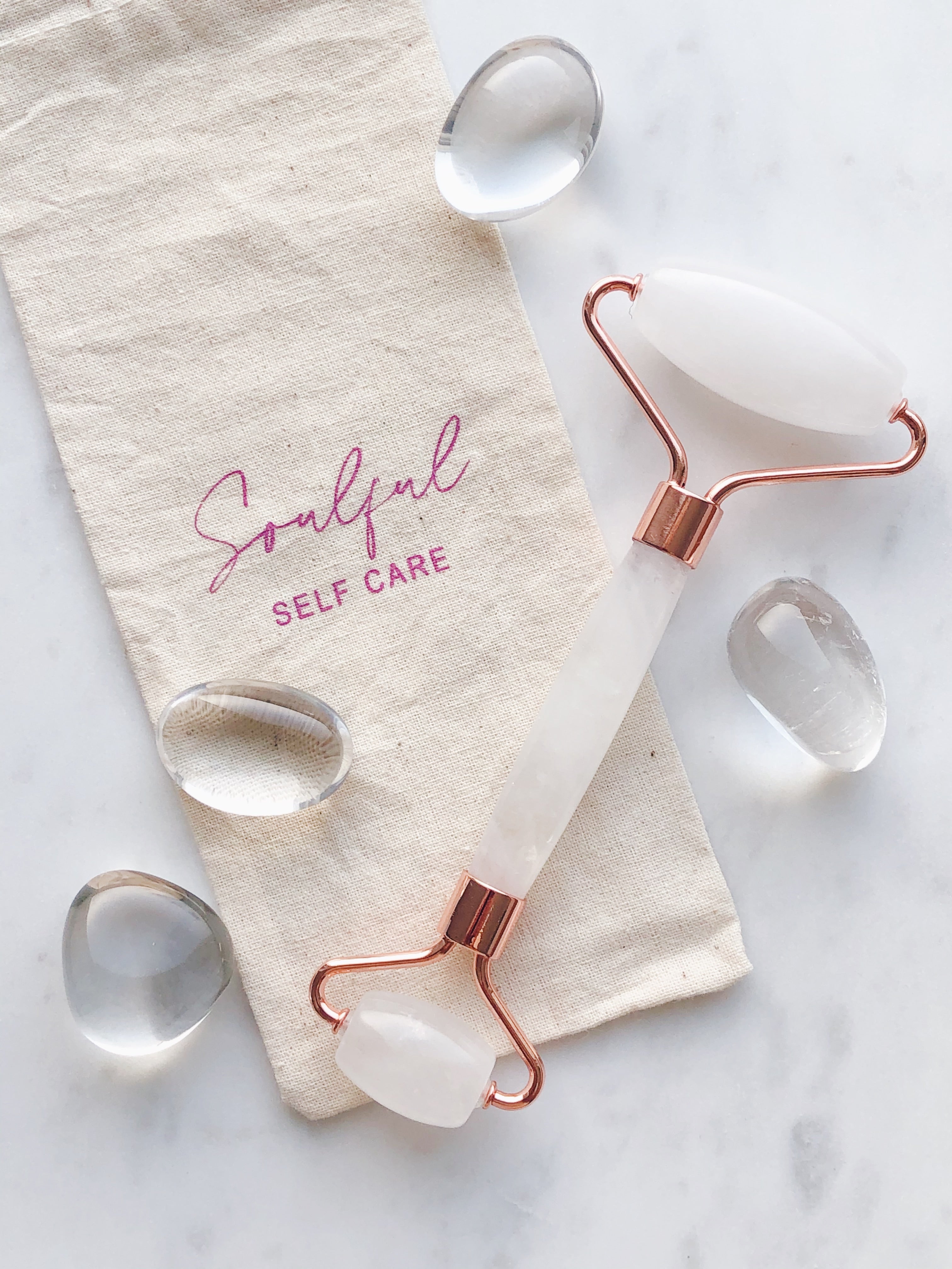 Mountain Crystal Face Roller