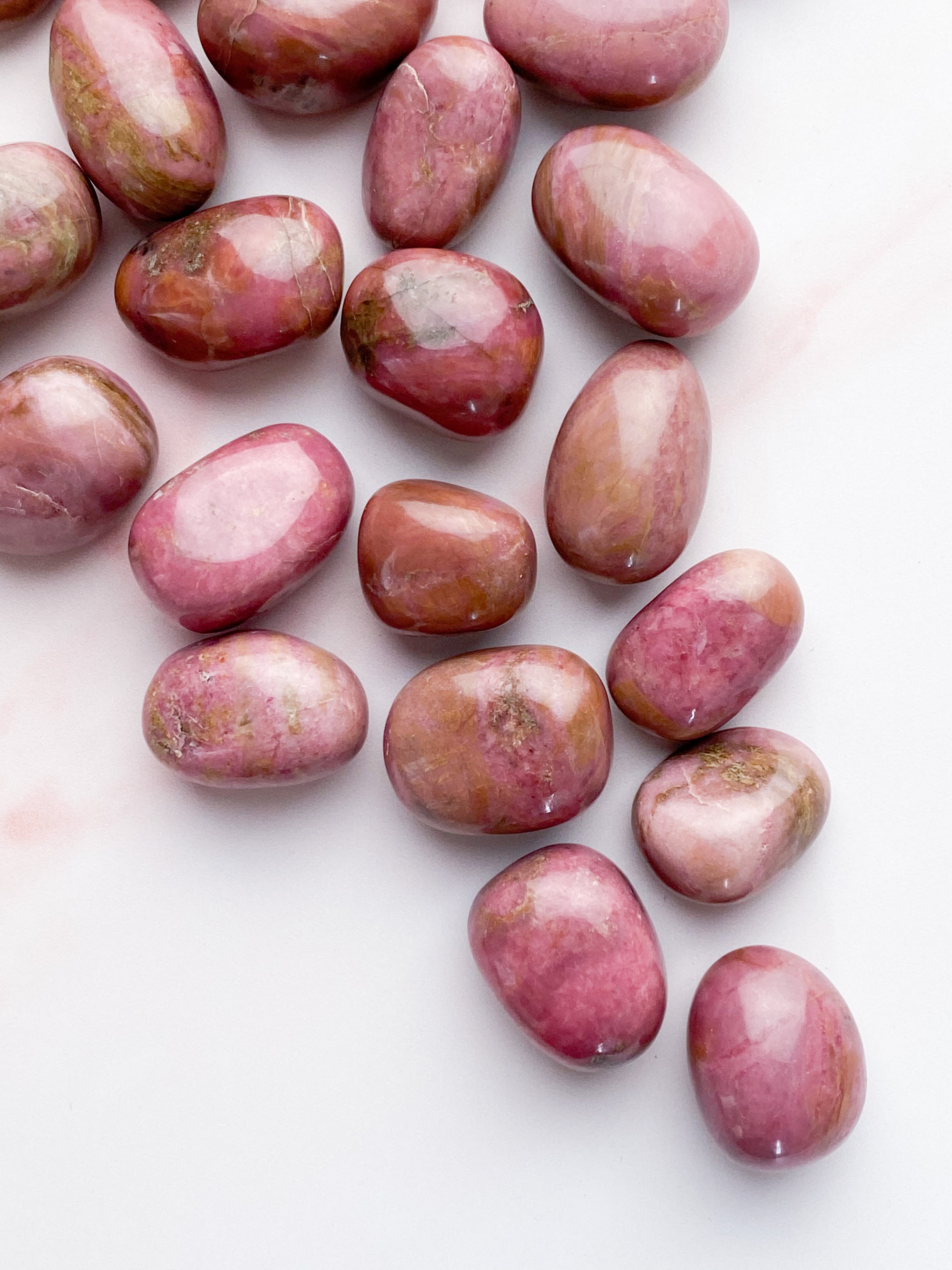 Rosa Rhodonite polerad