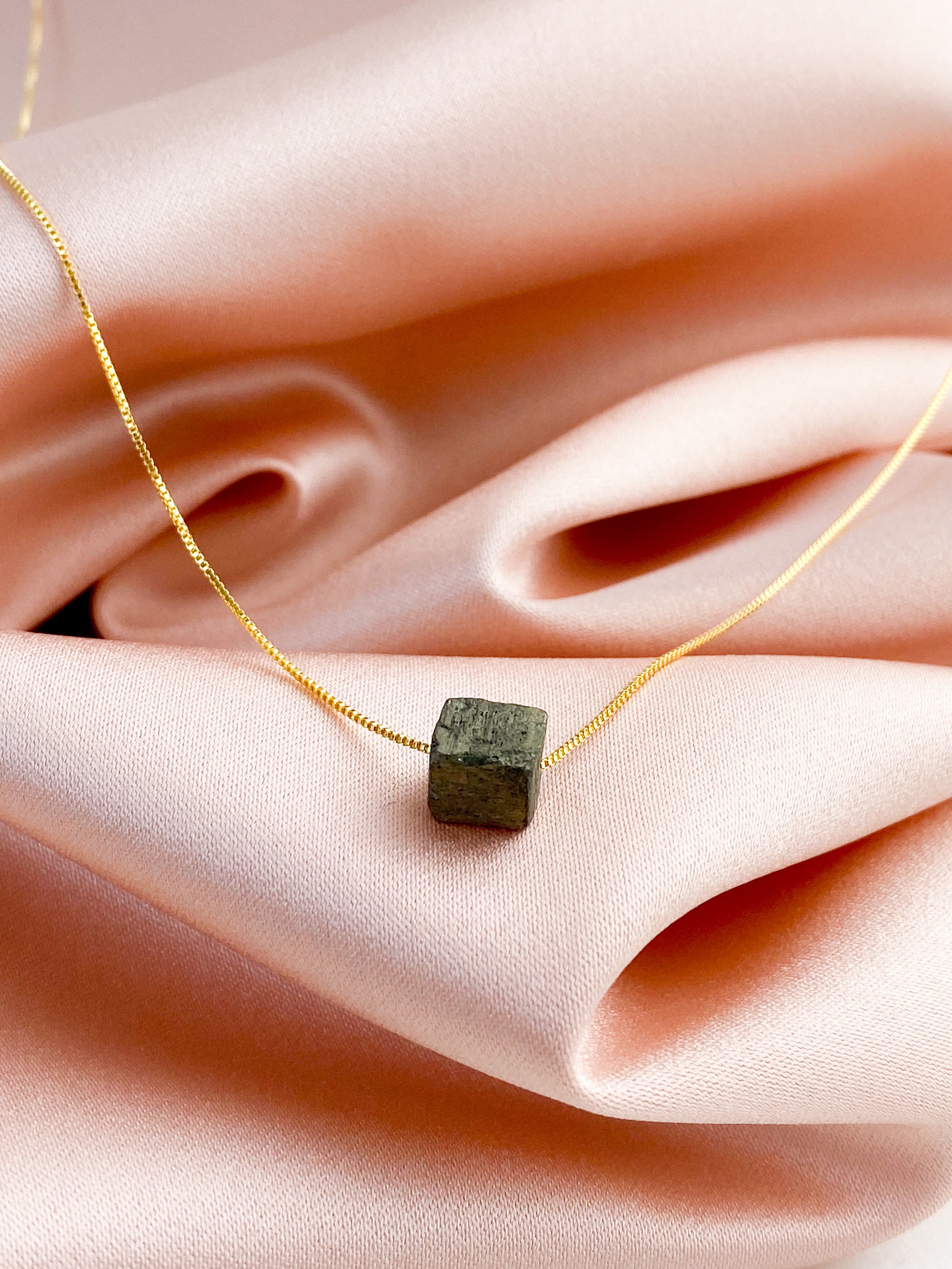 Akvamarin - Petite Heart - Guld