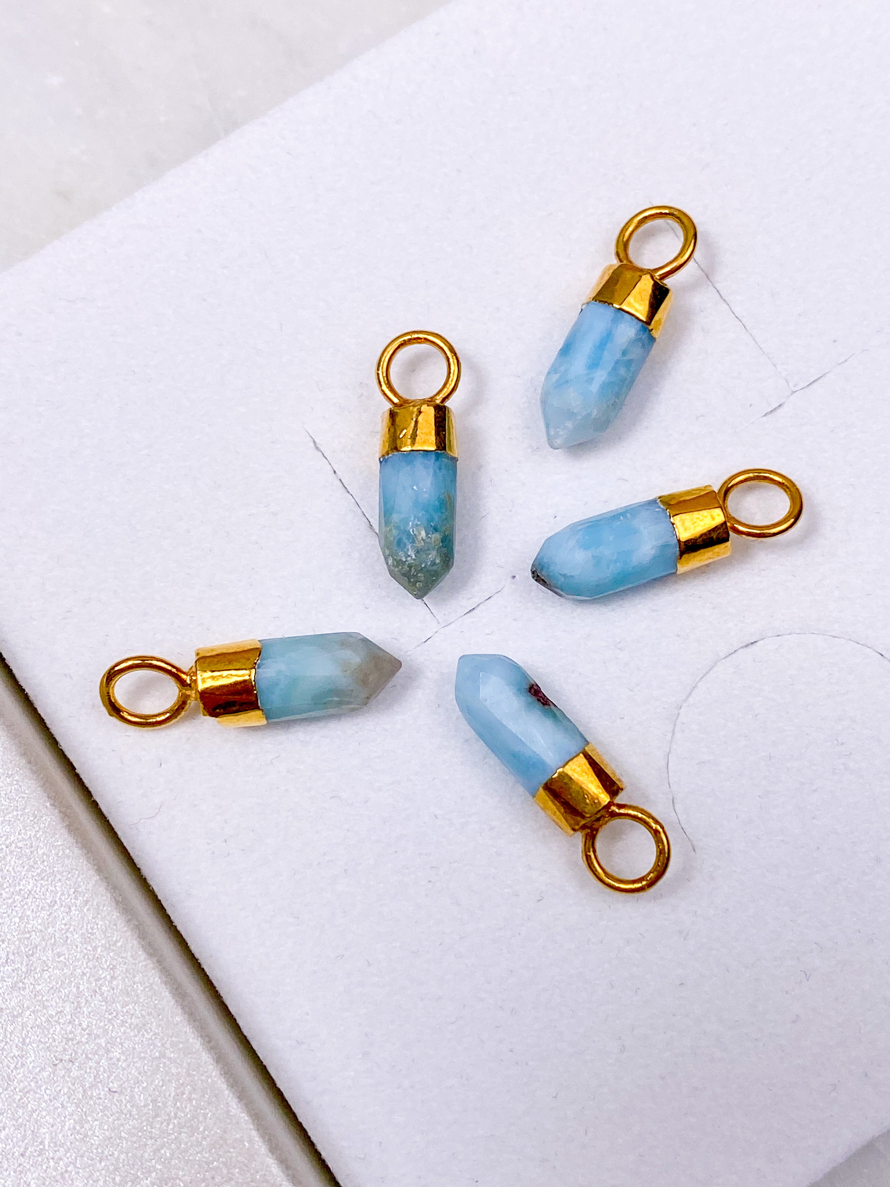 Larimar fasetterat spetsigt halsband