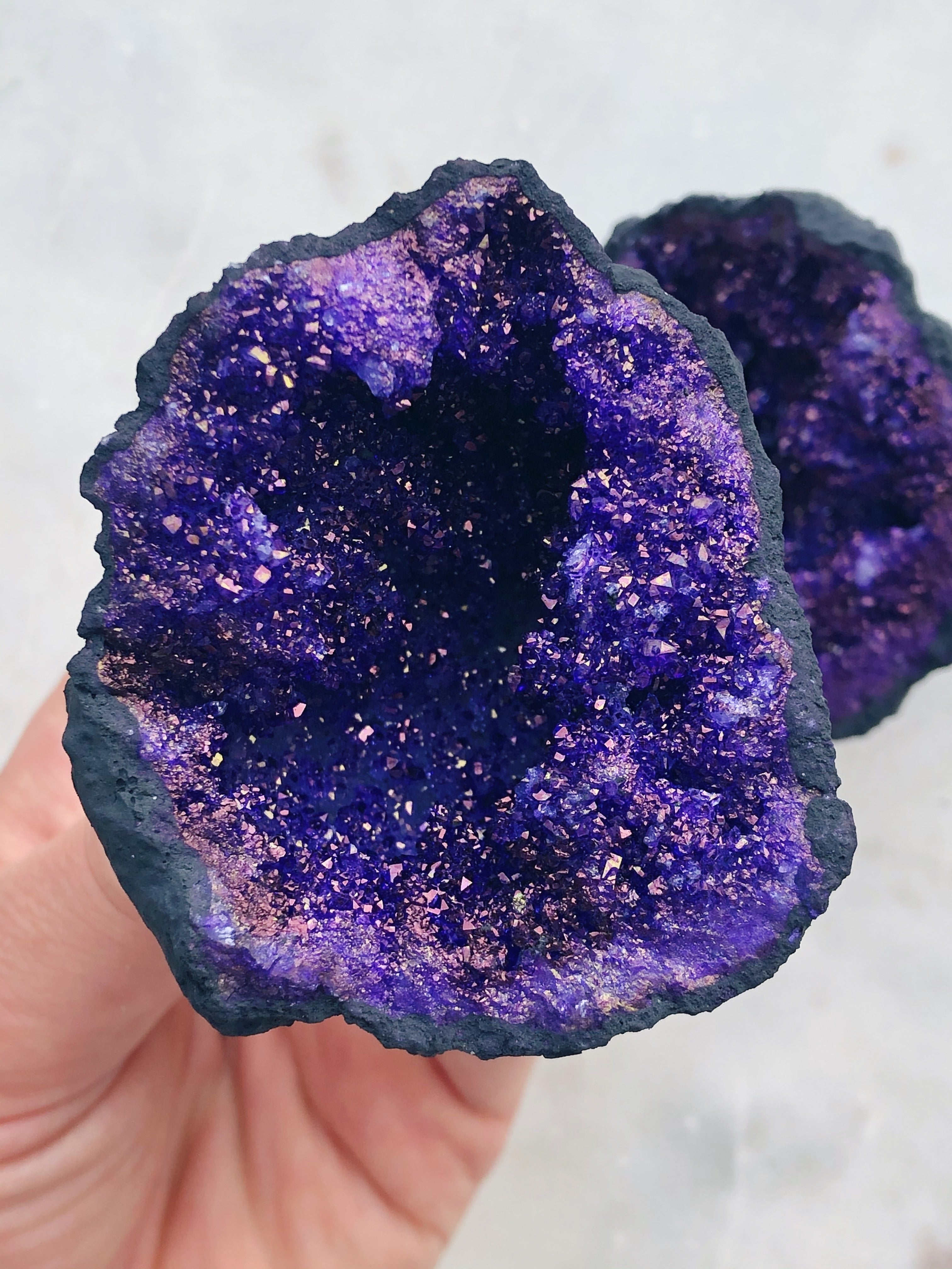 Lila Quartz Coward (färgad)