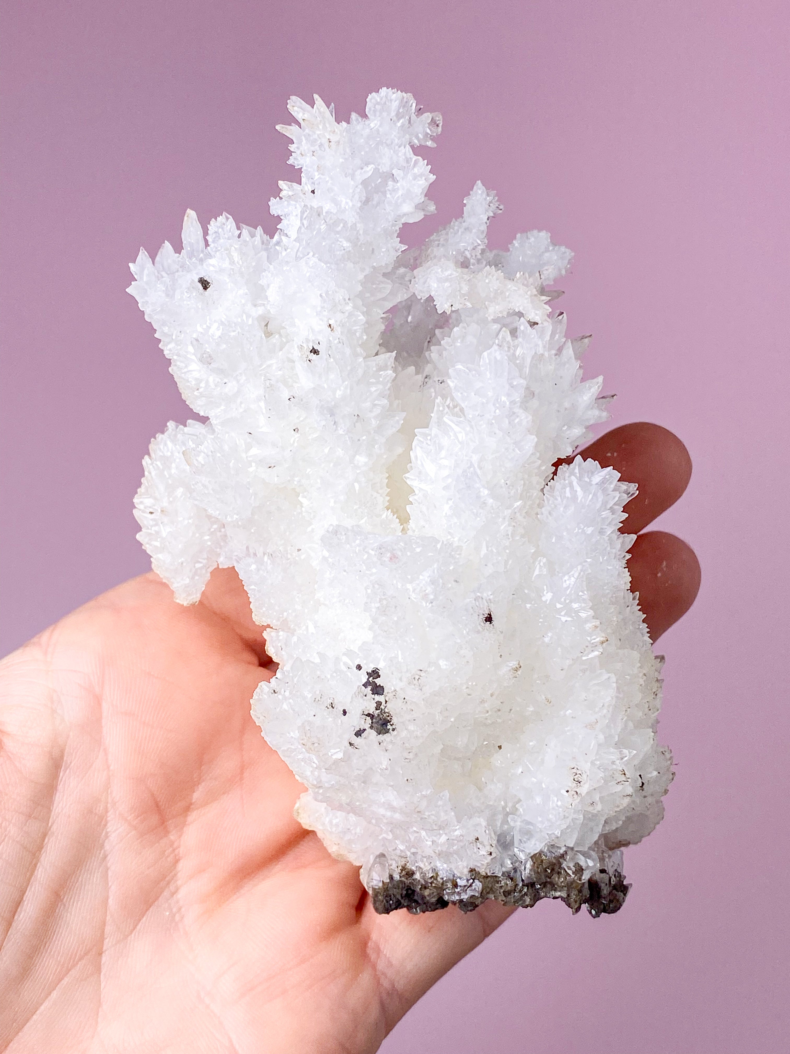 Vitt aragonitkluster (nr 4)