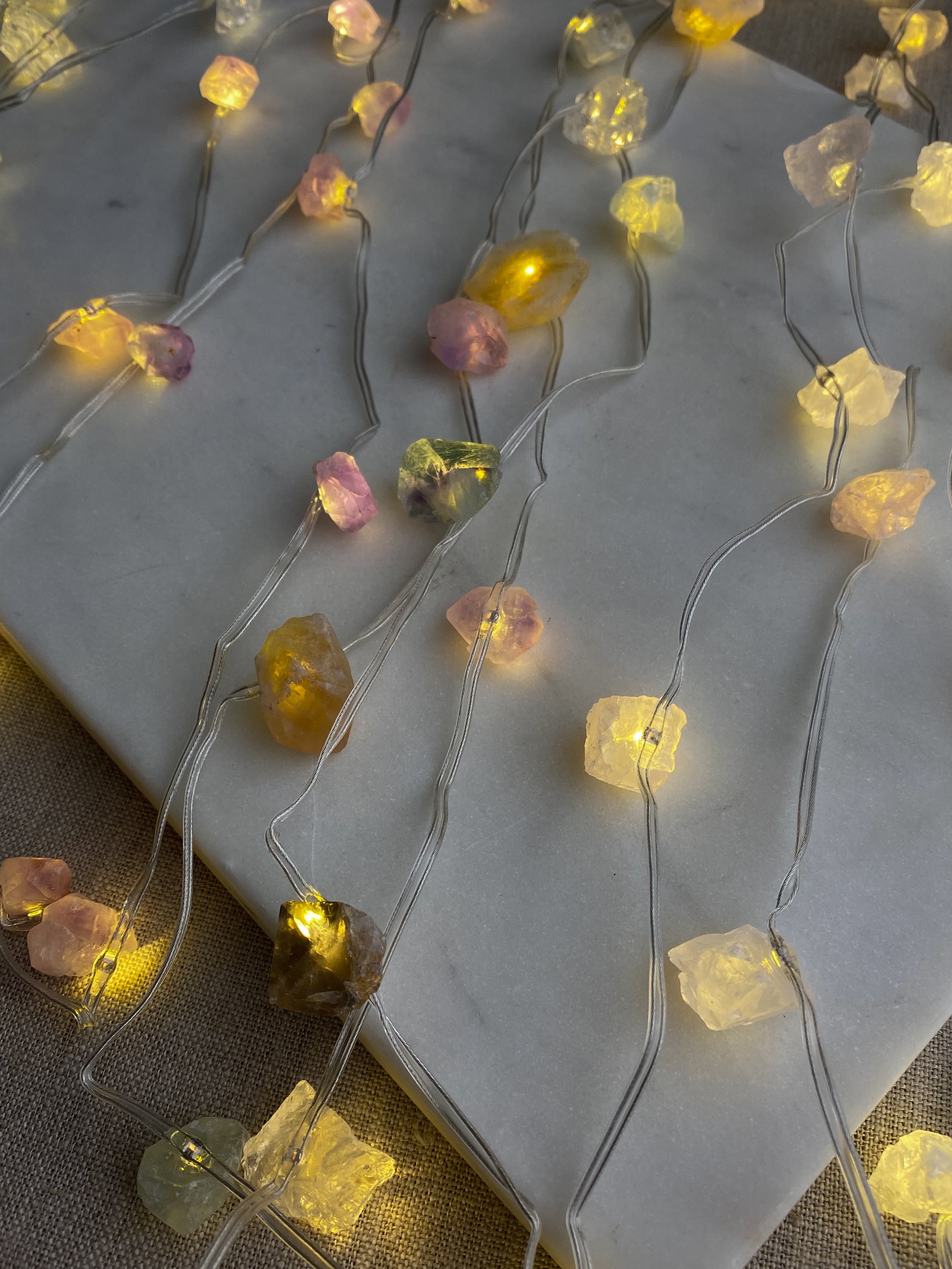 Ametist LED-kristallljusslinga