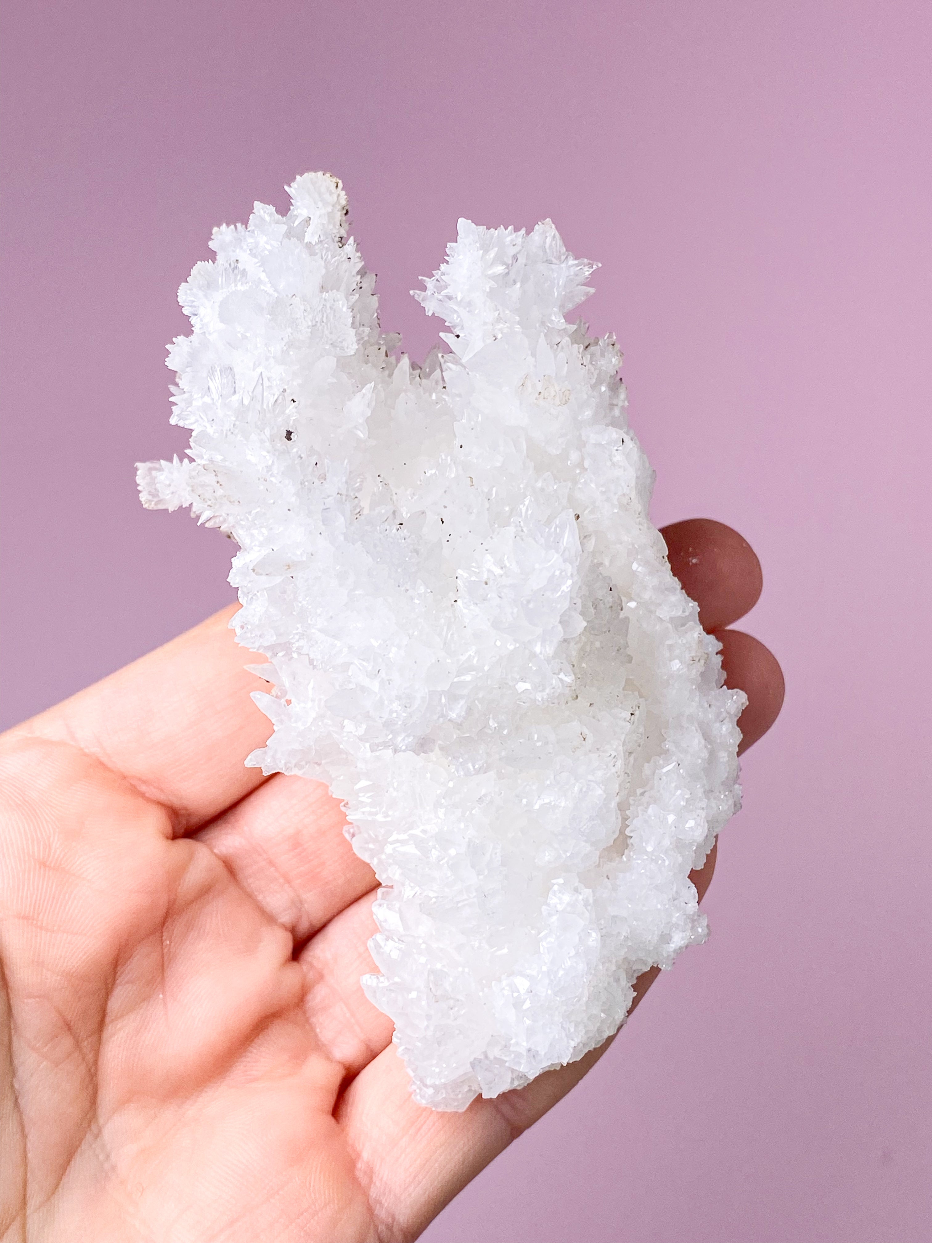 Vitt aragonitkluster (nr 4)