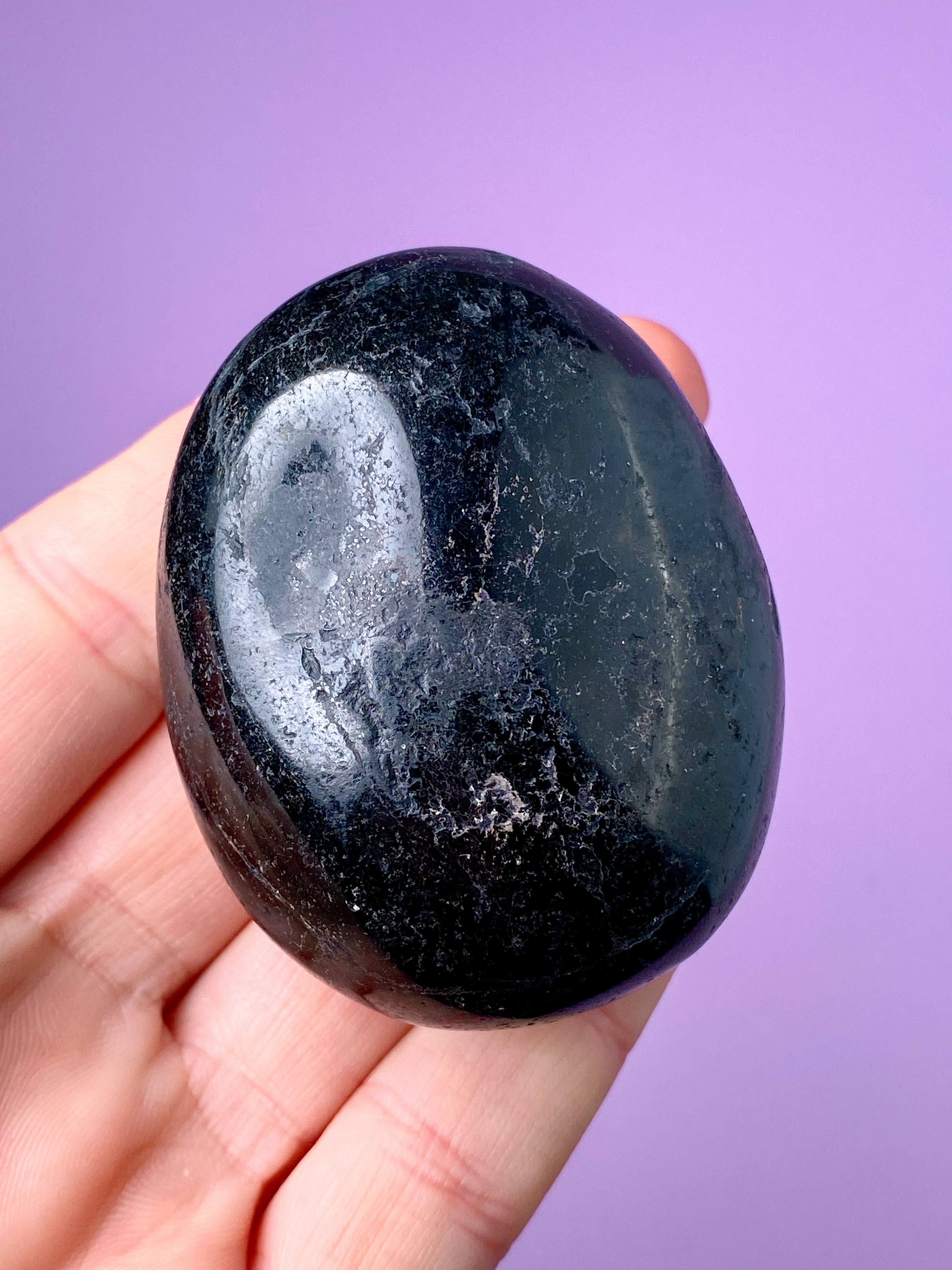 Turmalin polerad (extra kvalitet)