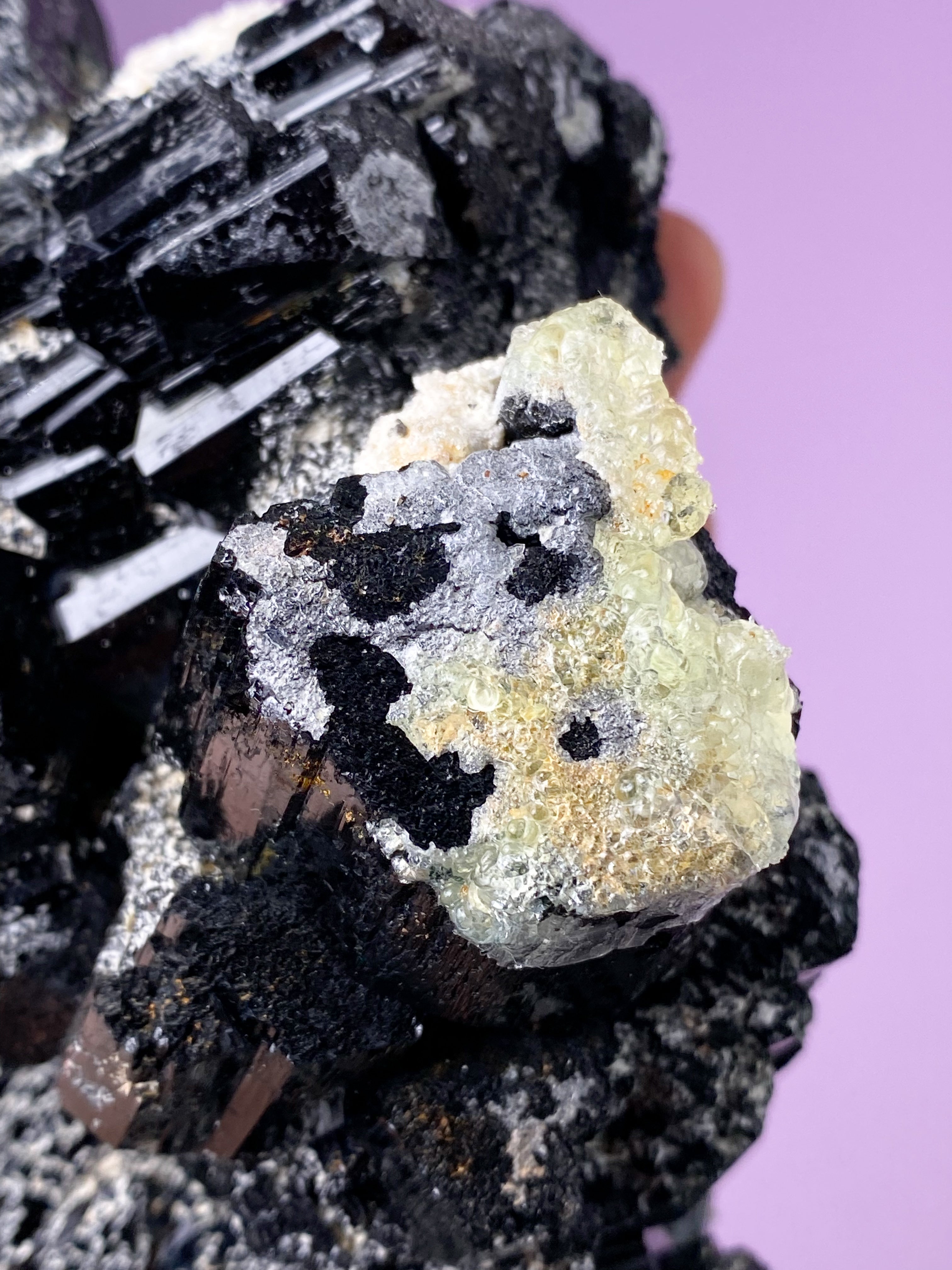 Svart turmalinkluster (nr 1)