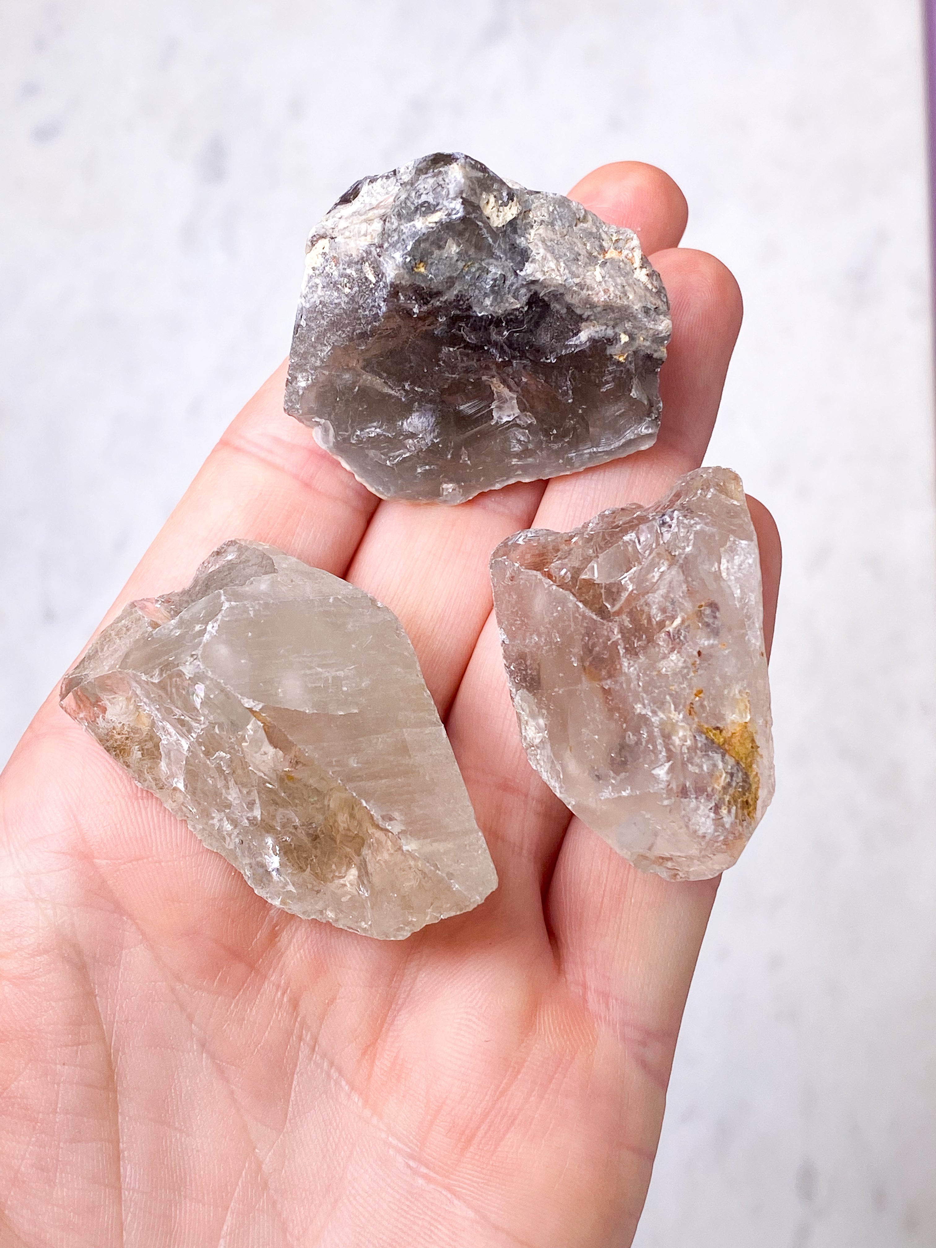 OUTLET - Rå Røgkvarts