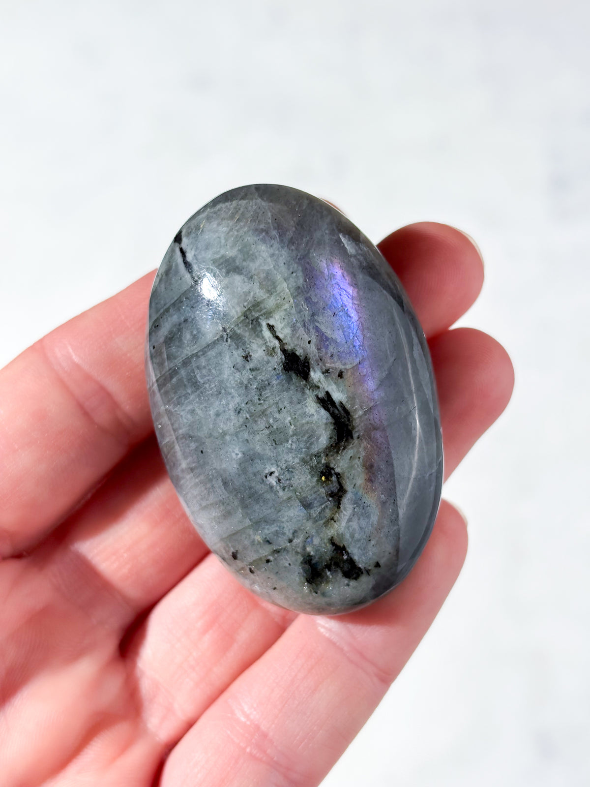 Lilla Labradorit Palmstone (Nr. 46)