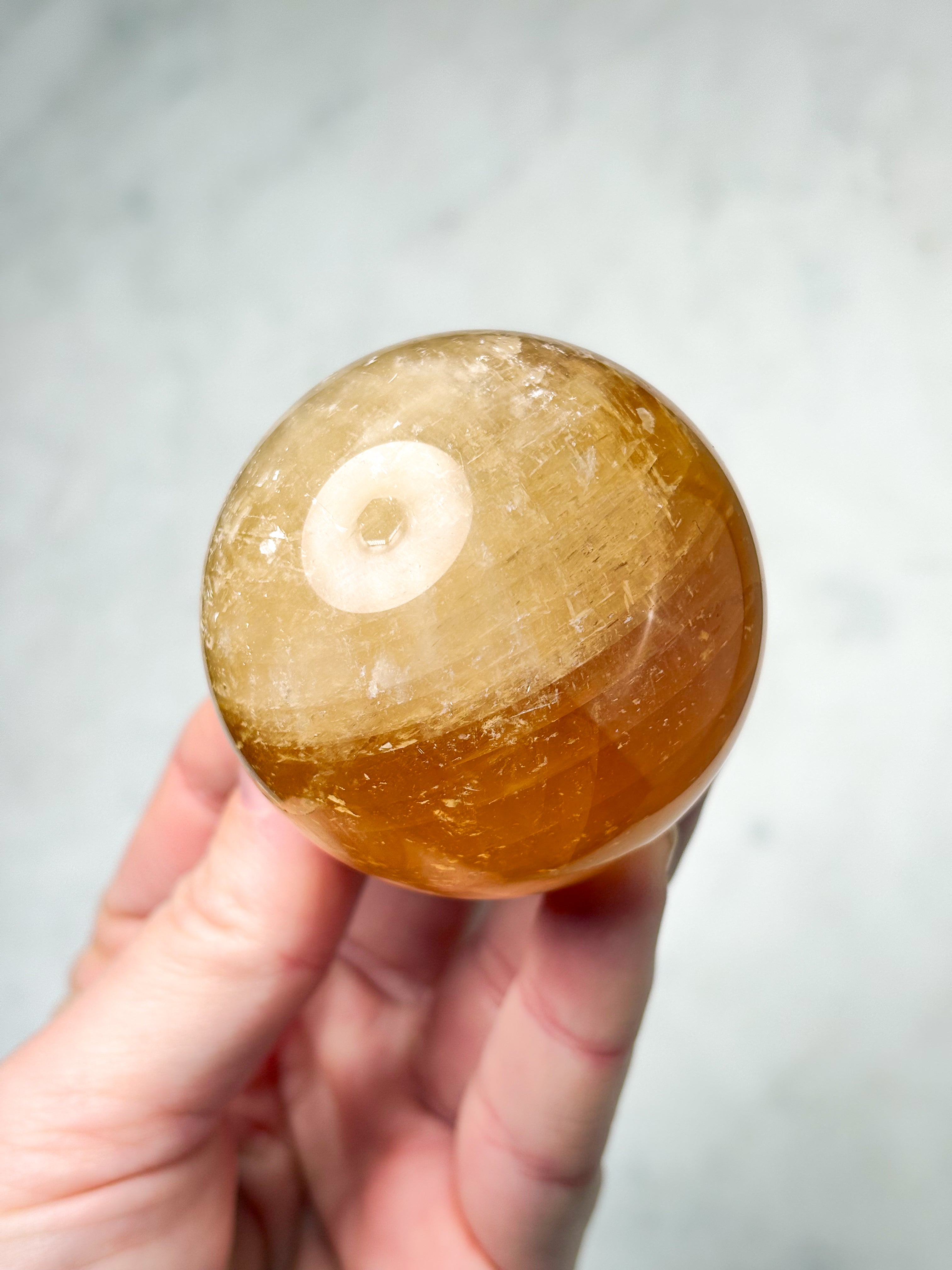 Optisk honungskalkcitkula (nr 6) 