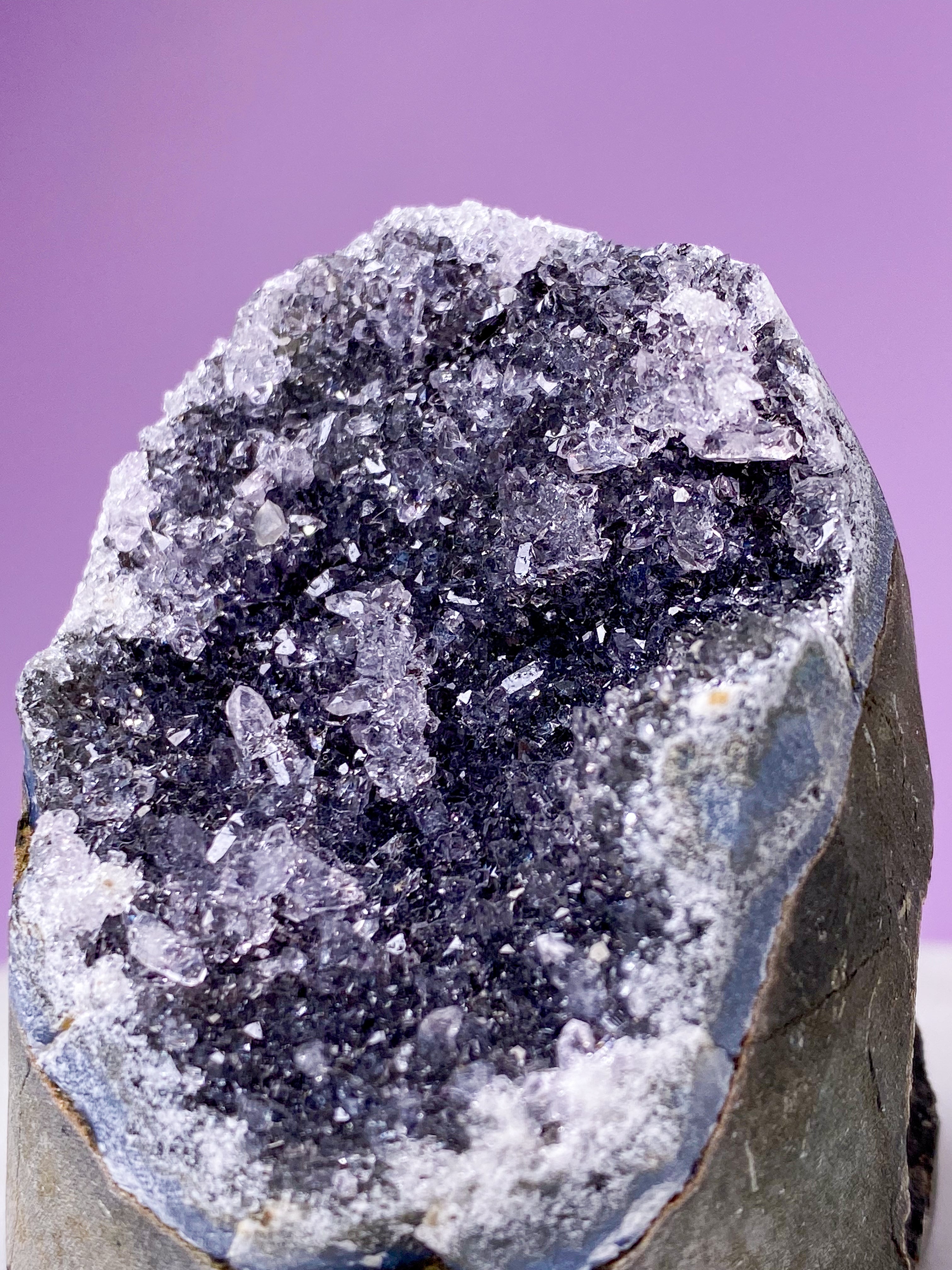 Stående ametist (nr 13)