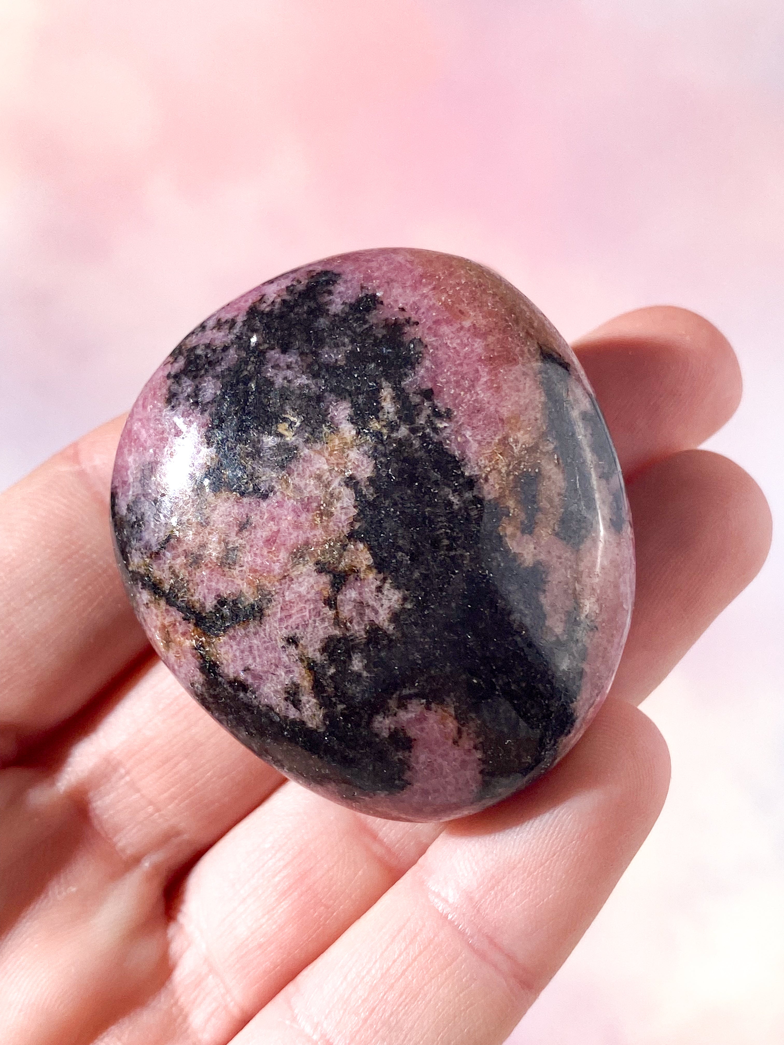 Rhodonit Palmstone (Nr. 2)