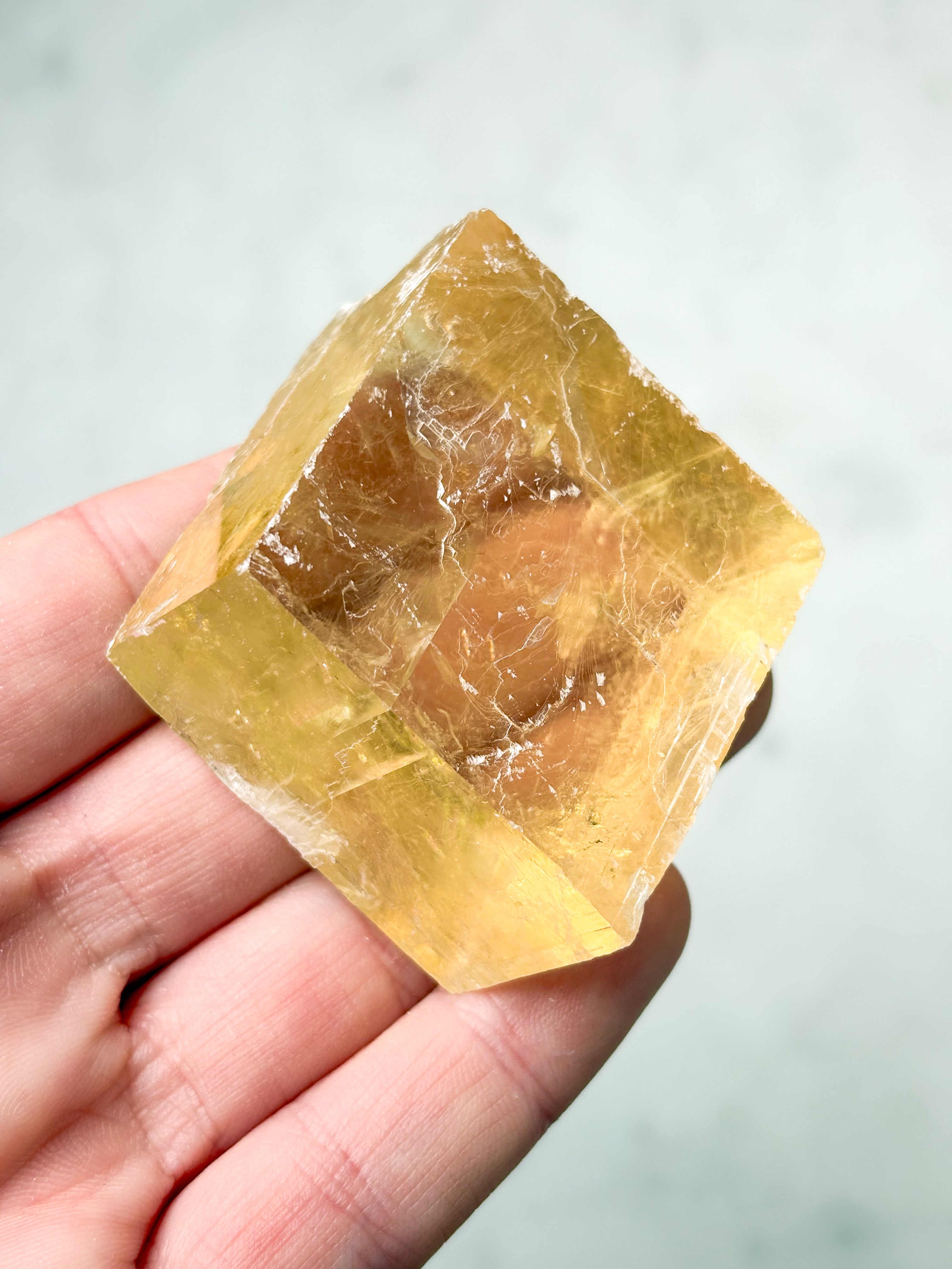 Optisk honungskalkcit rå (nr 19) 