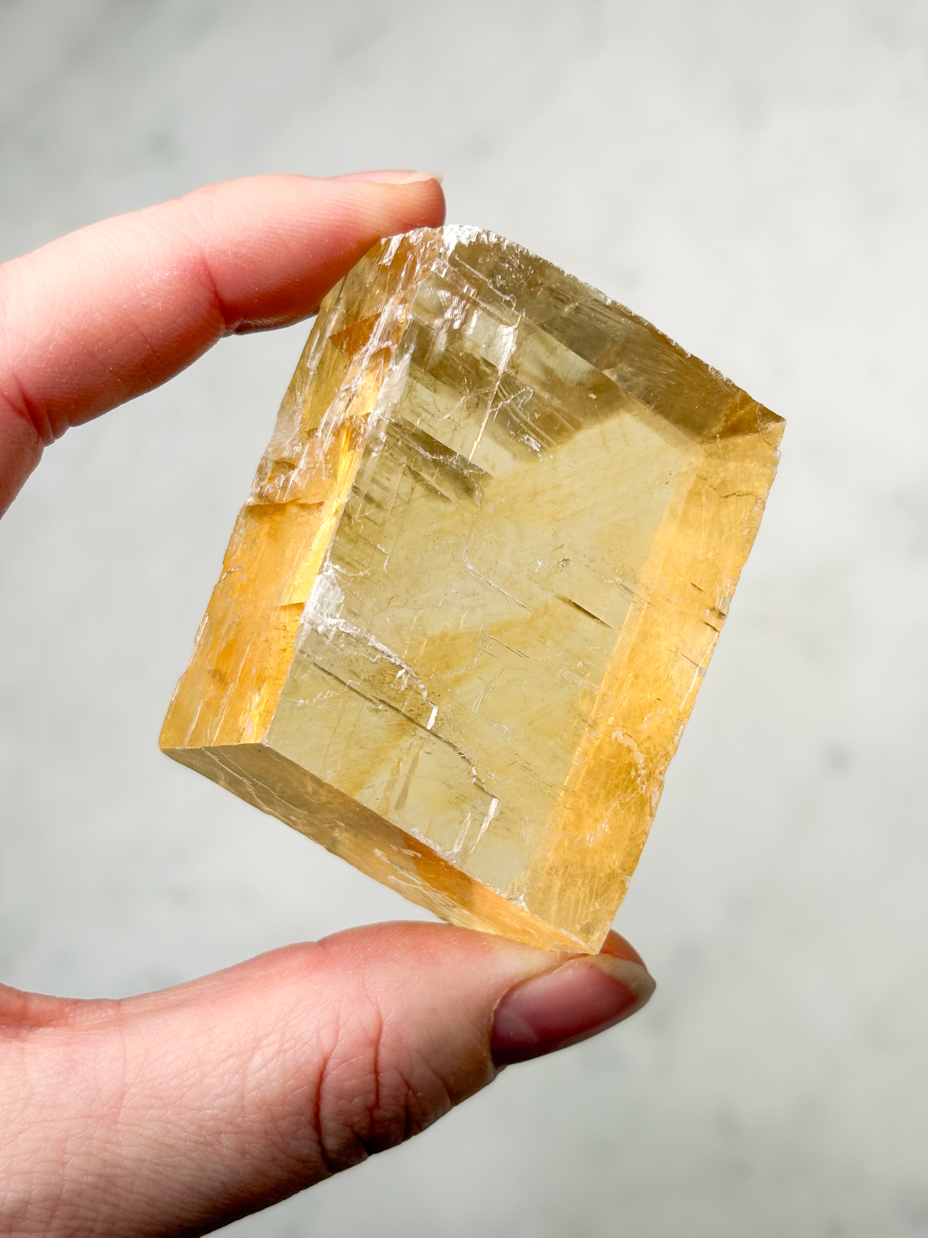 Optisk honungskalkcit rå (nr 24) 