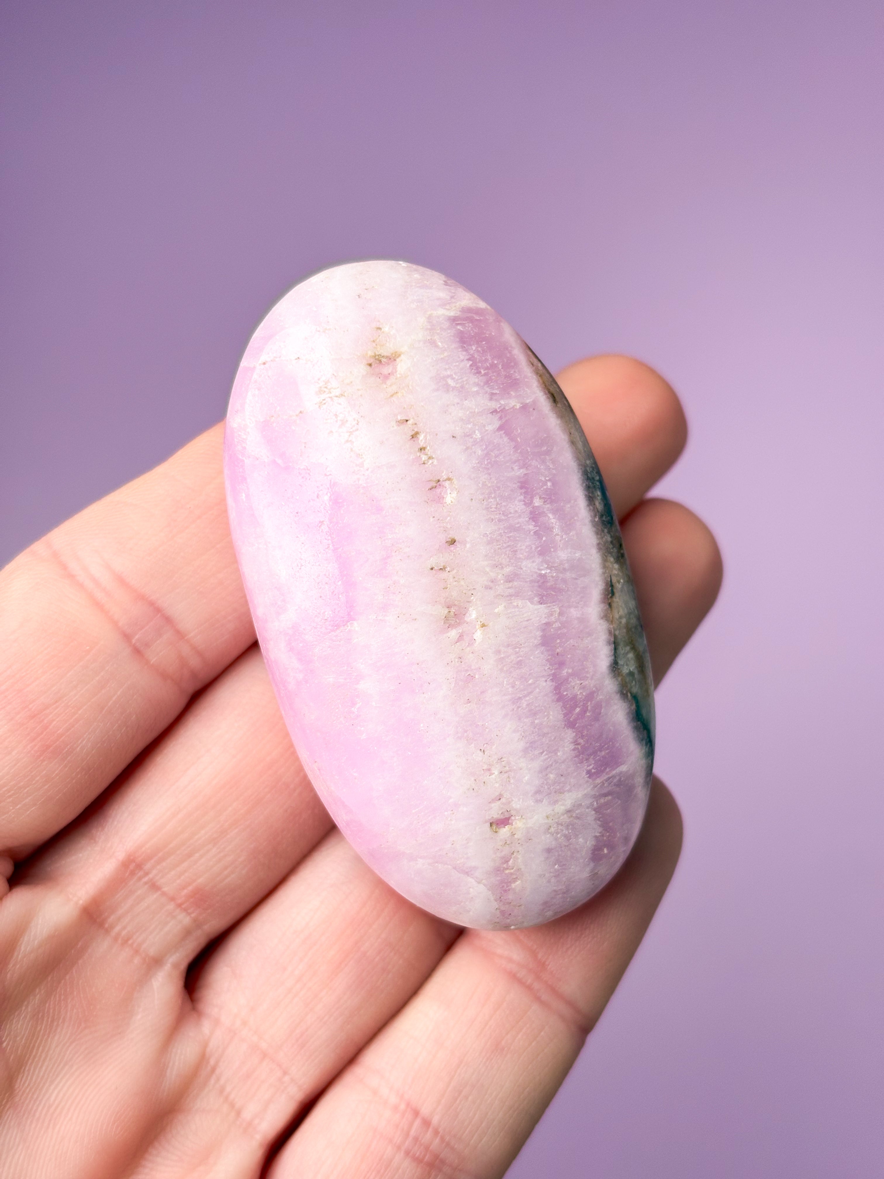 Rosa aragonitpalmsten (nr 3)