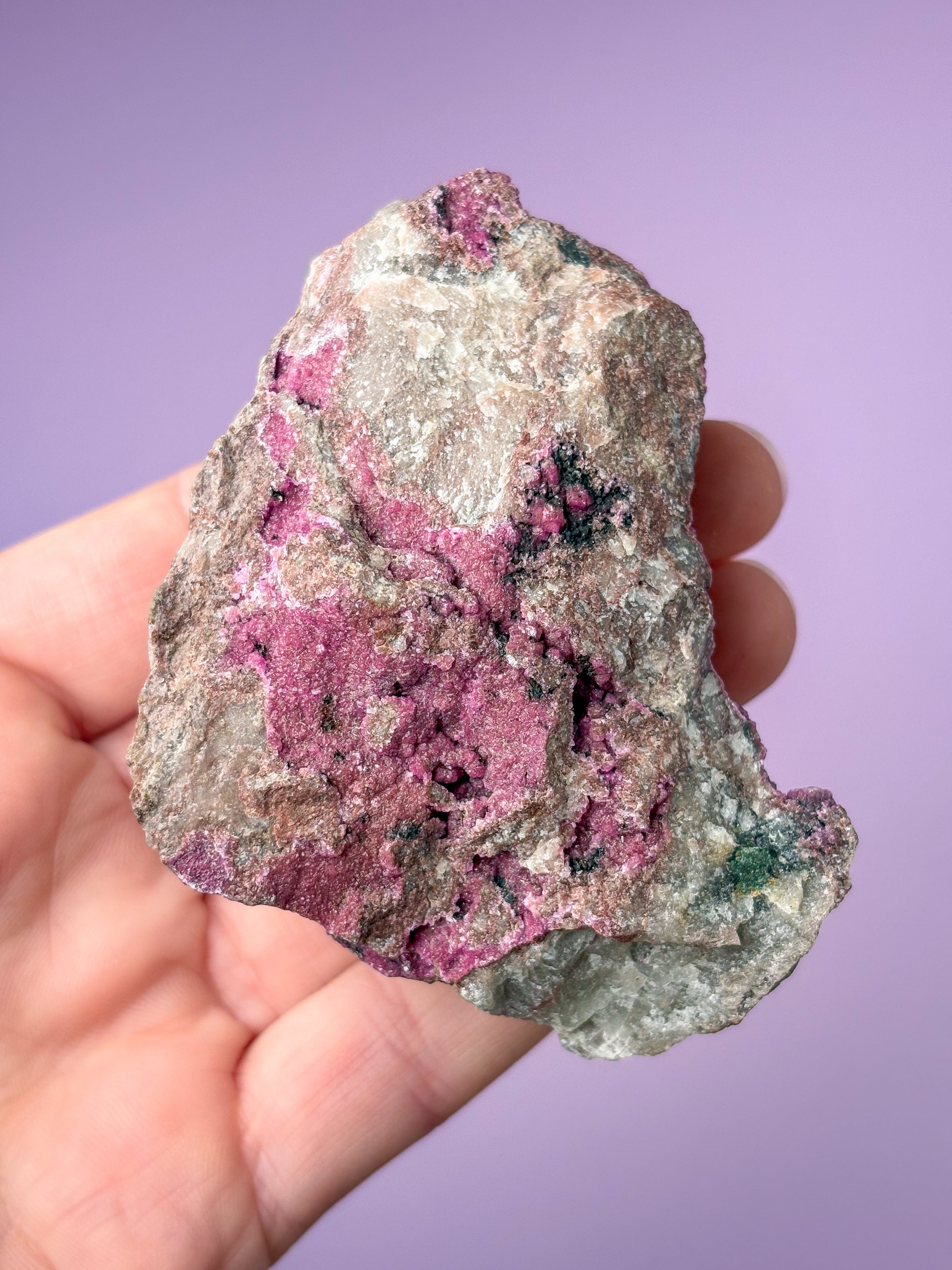 Kobaltkalcit rå (nr 8)