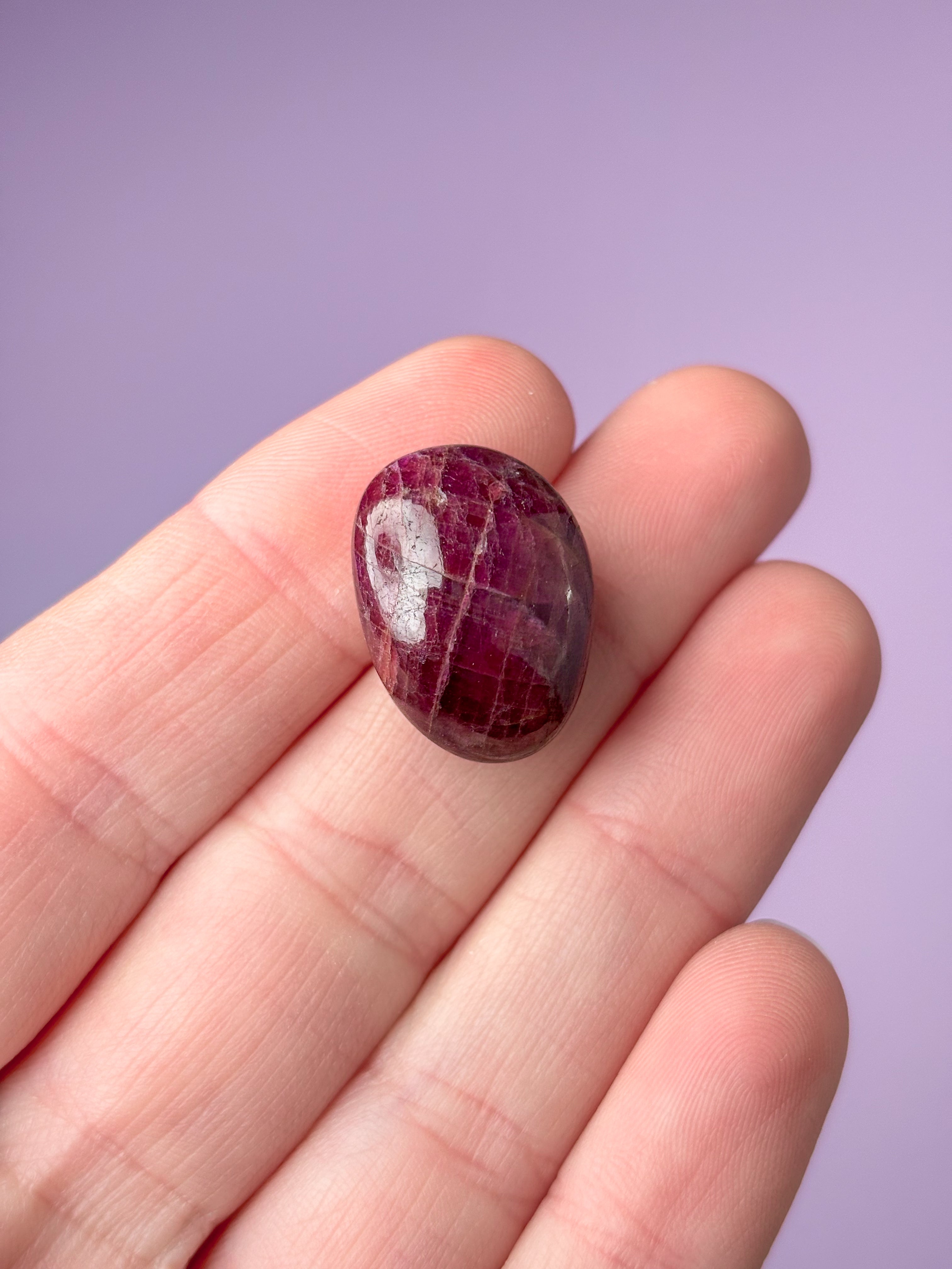 Röd rubin polerad (nr 2) Exklusiv kvalitet