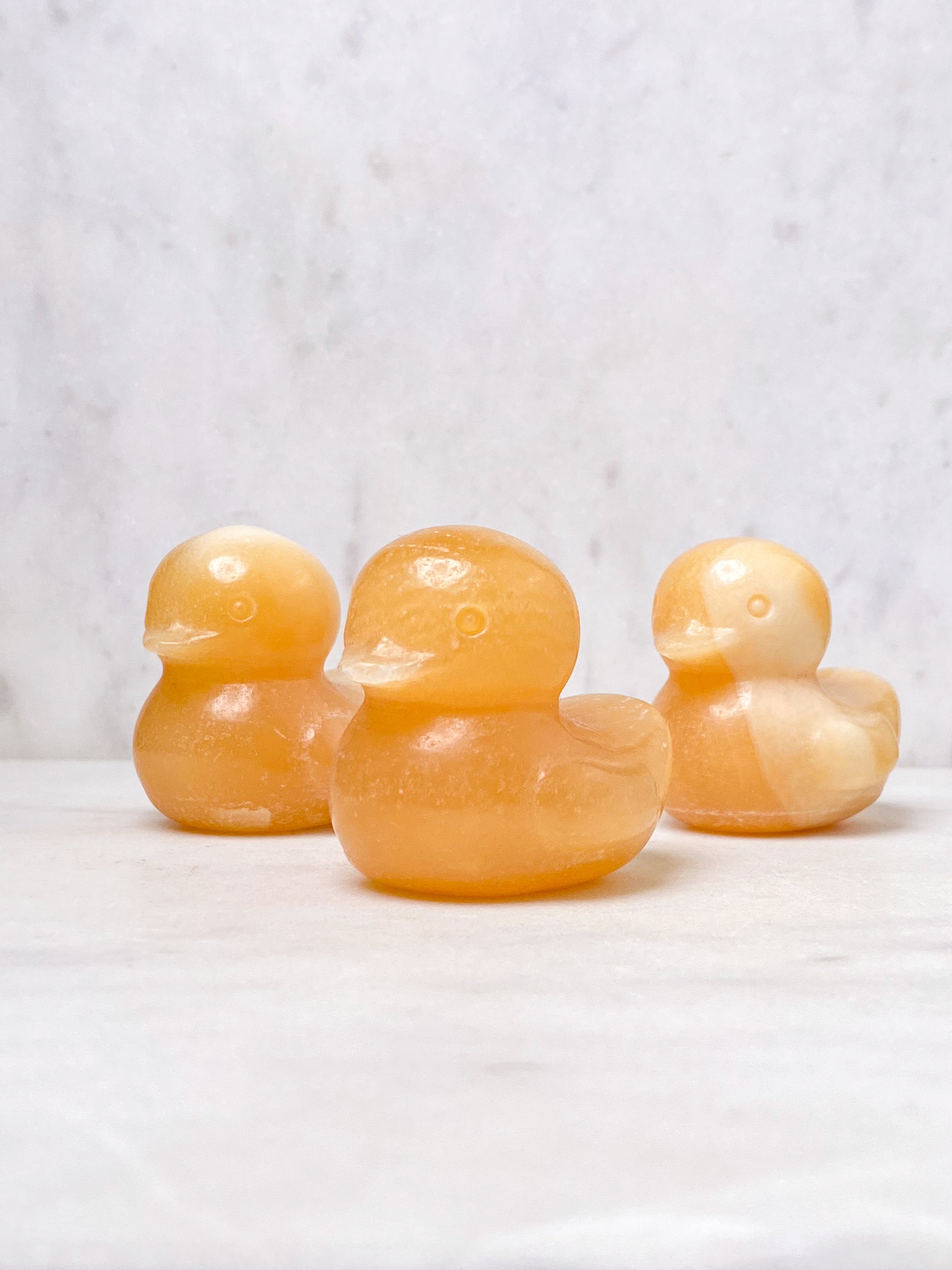 Orange kalcitpumpa med band