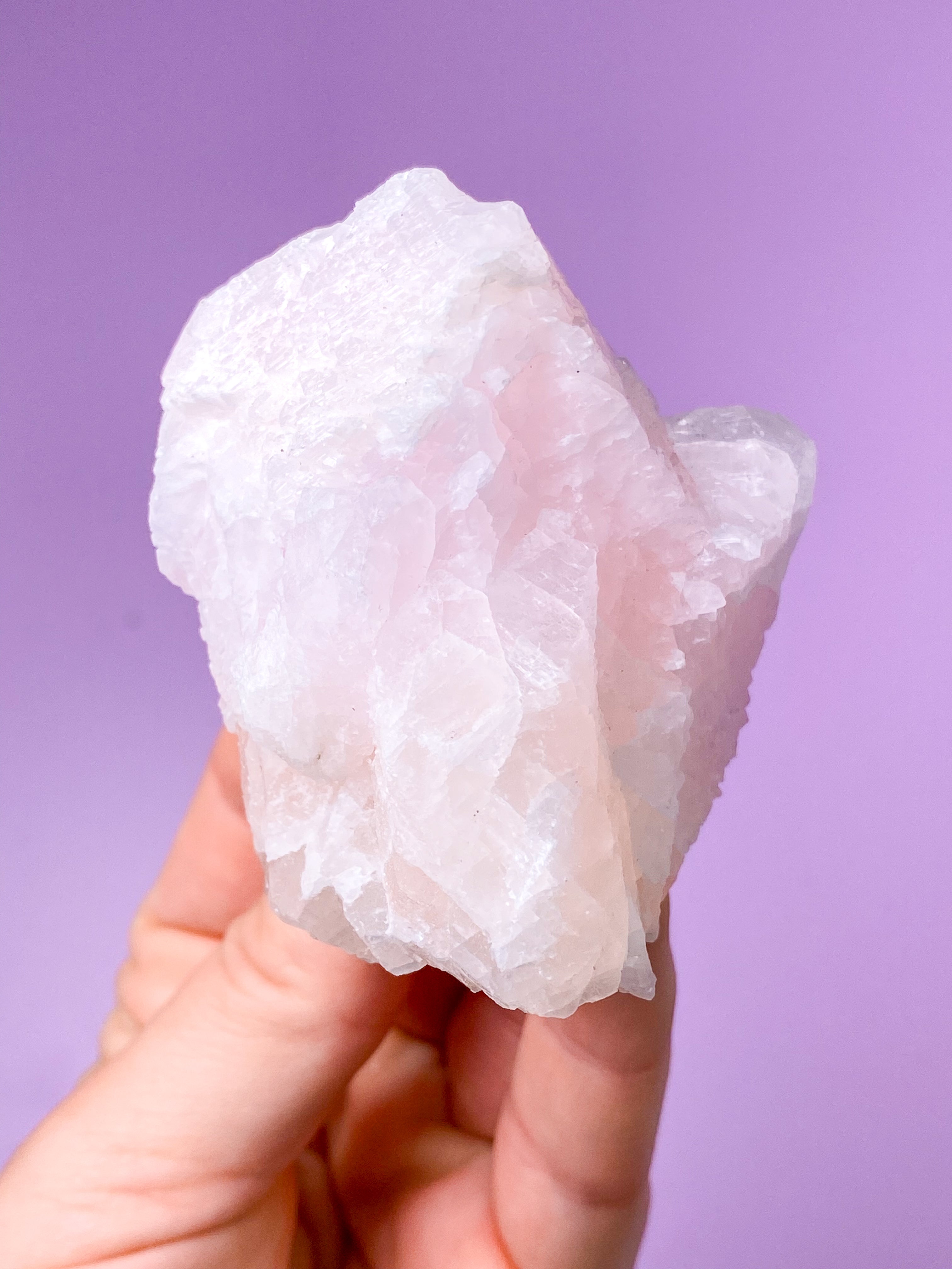 Lepidolite kulor polerade