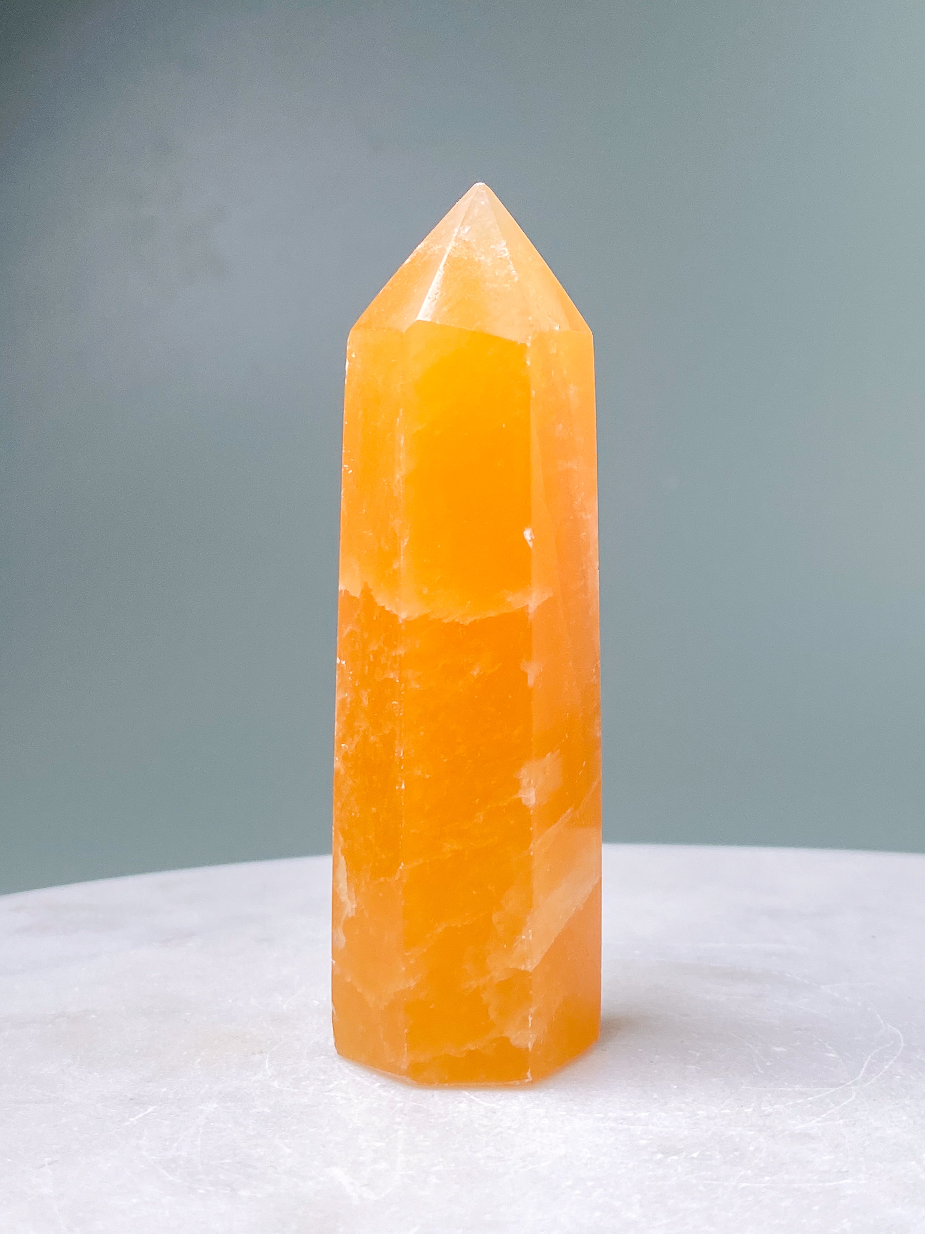 Orange kalcittorn (nr 1)