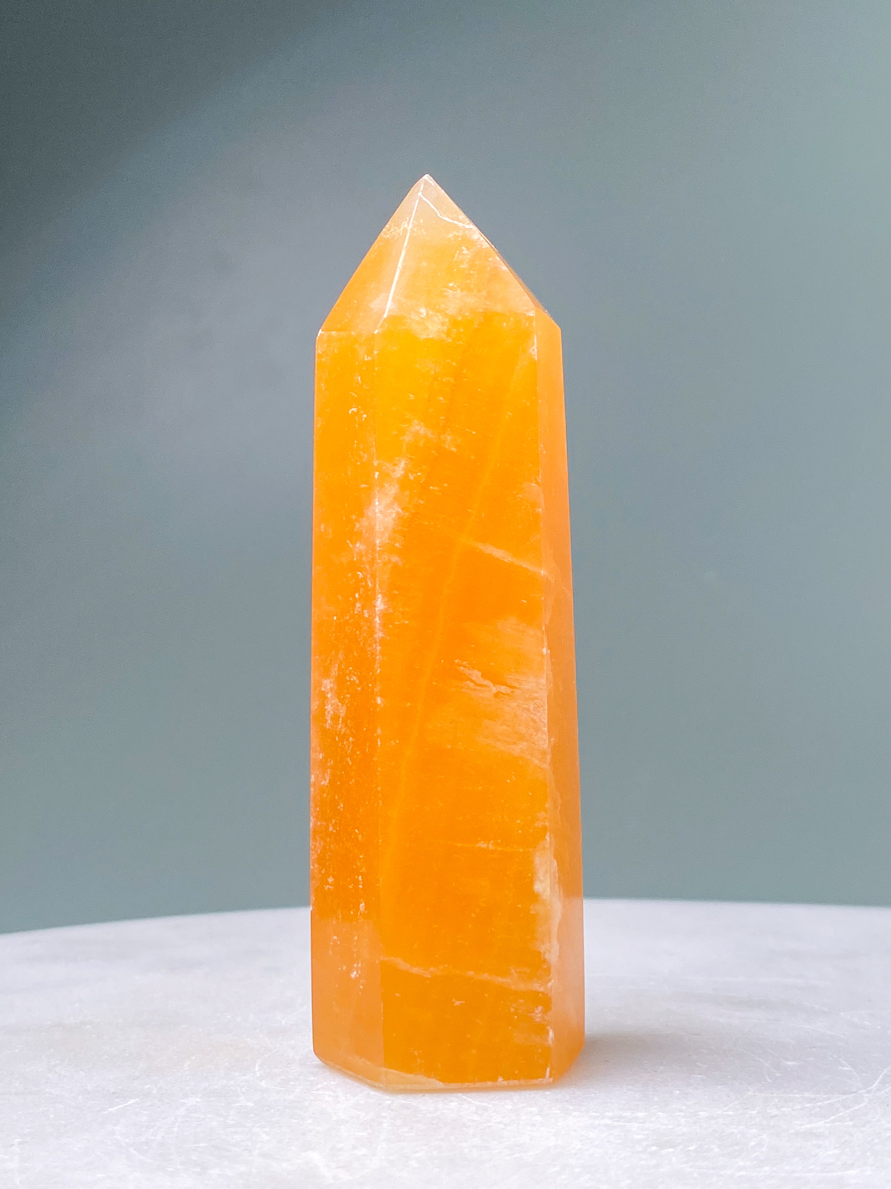 Orange kalcittorn (nr 1)