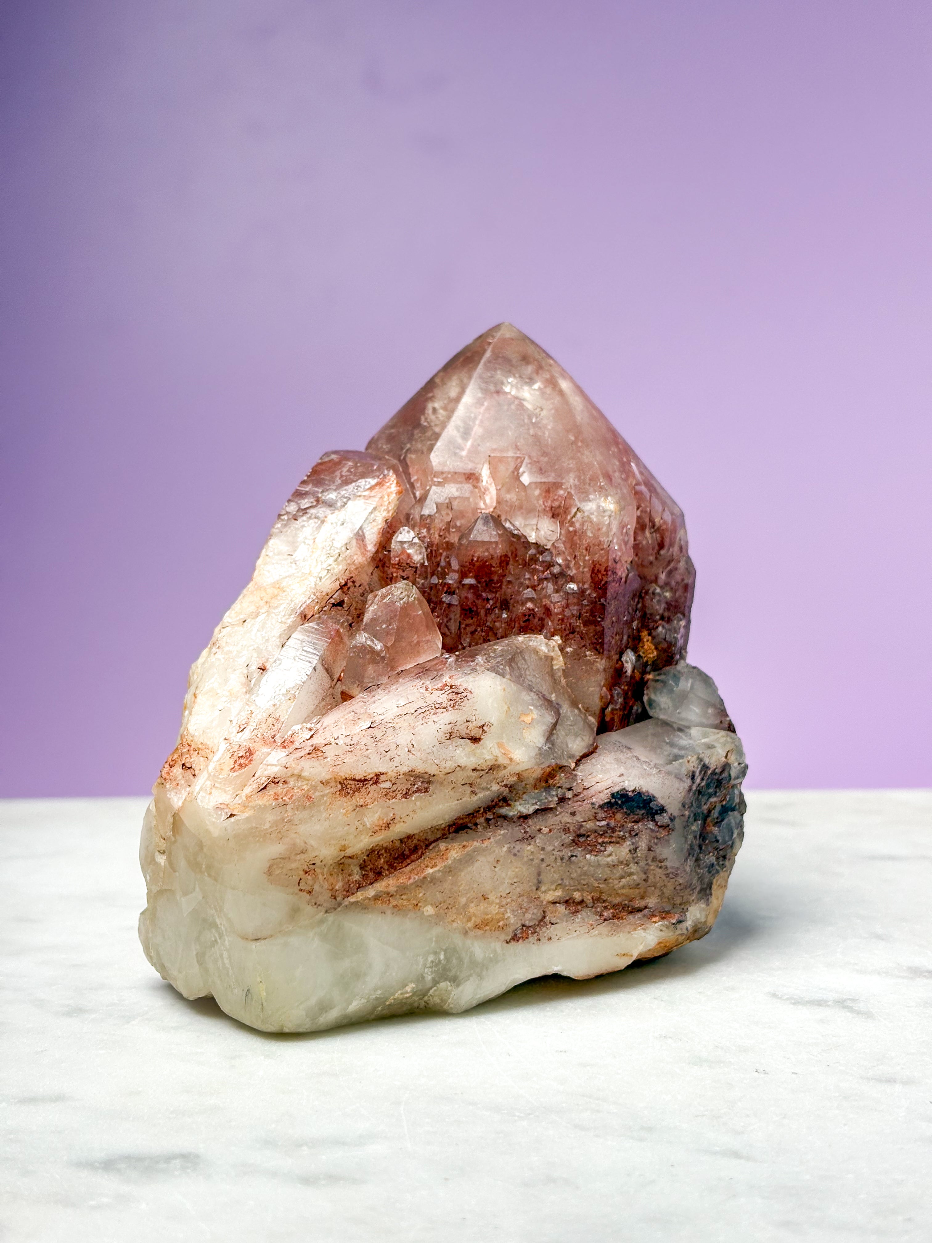 Rød Lithium Kvarts Klynge (Nr. 2)