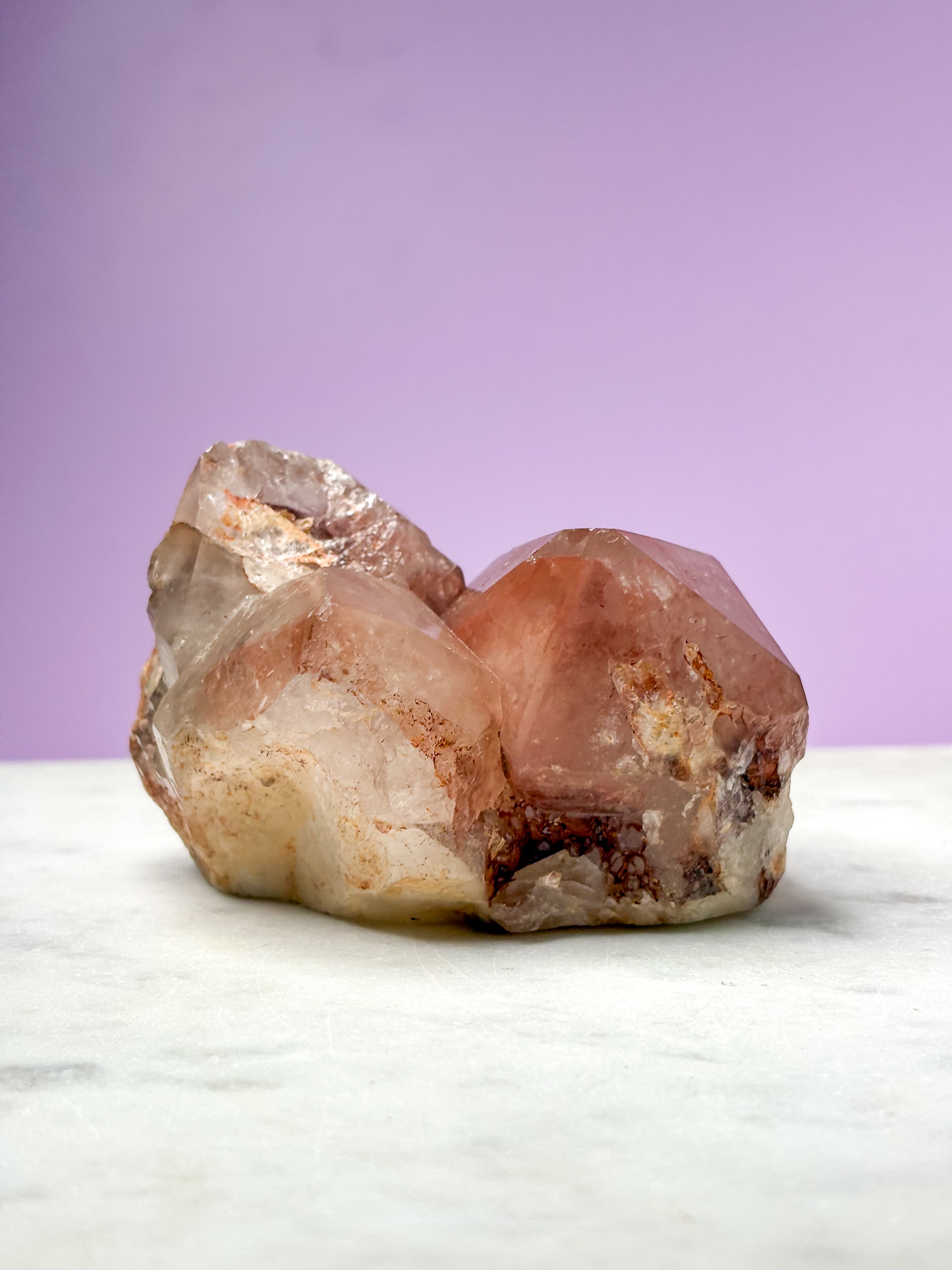 Rød Lithium Kvarts Klynge (Nr. 3)