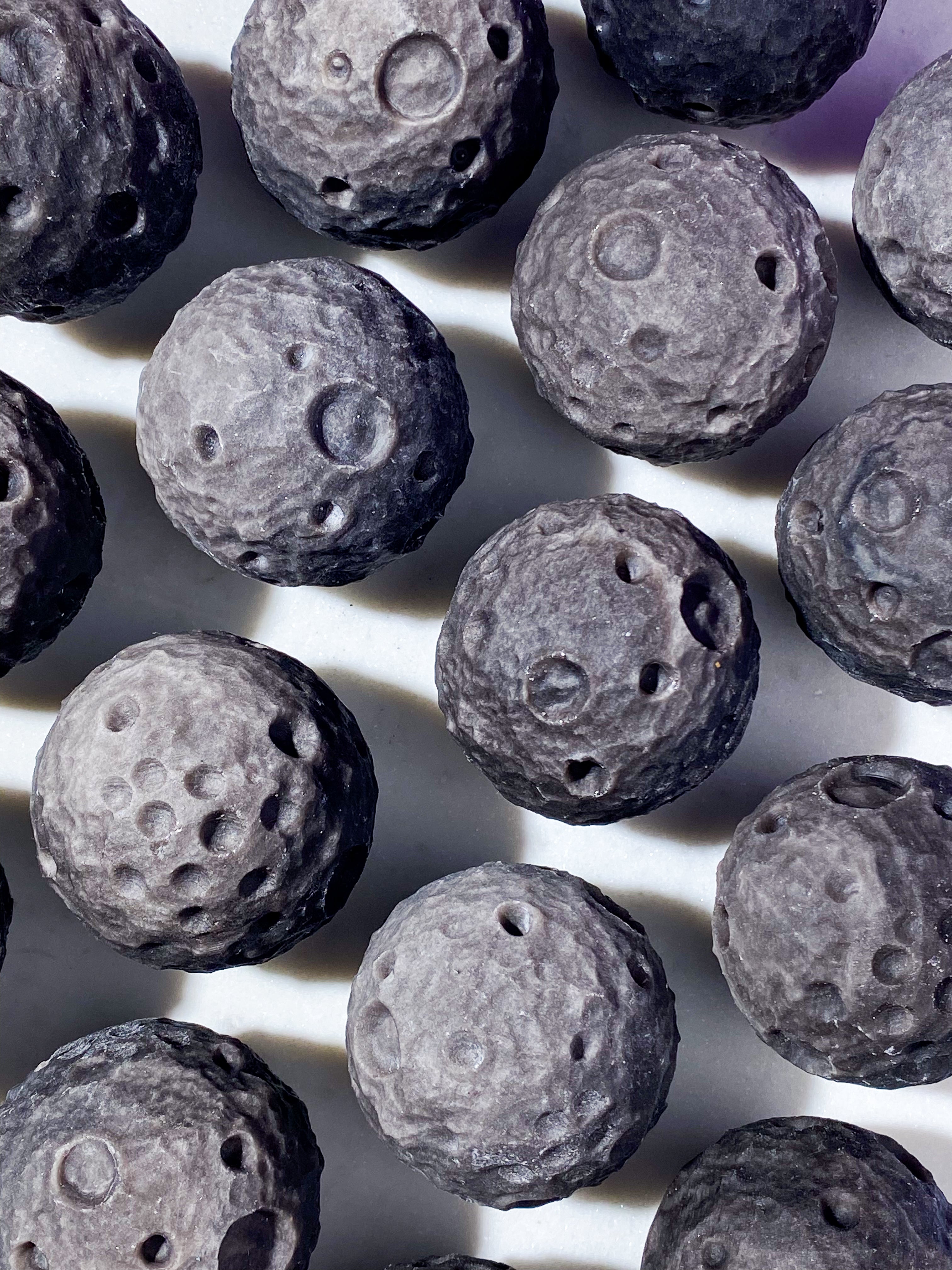 Silver Obsidian Måne